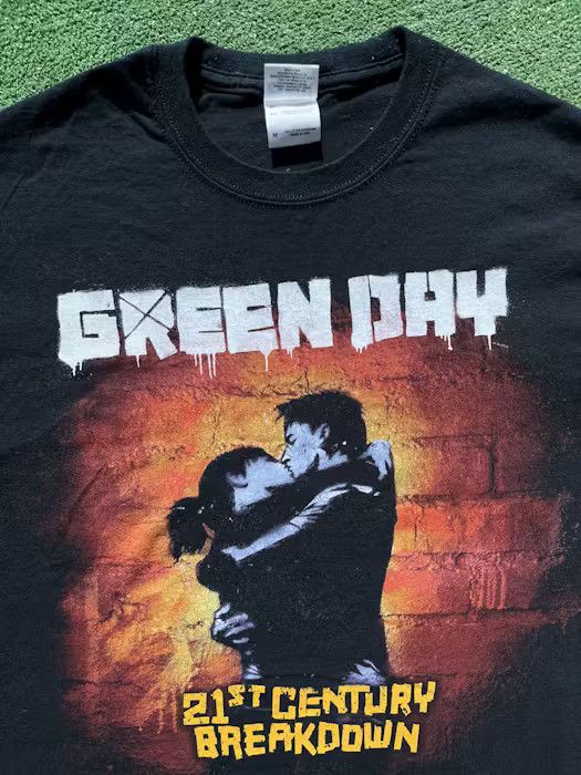 Band Tees × Vintage Vintage 00s Green Day Kiss 21st Century Breacdown Black Tee Size US M / EU 48-50 / 2 - 5 Thumbnail