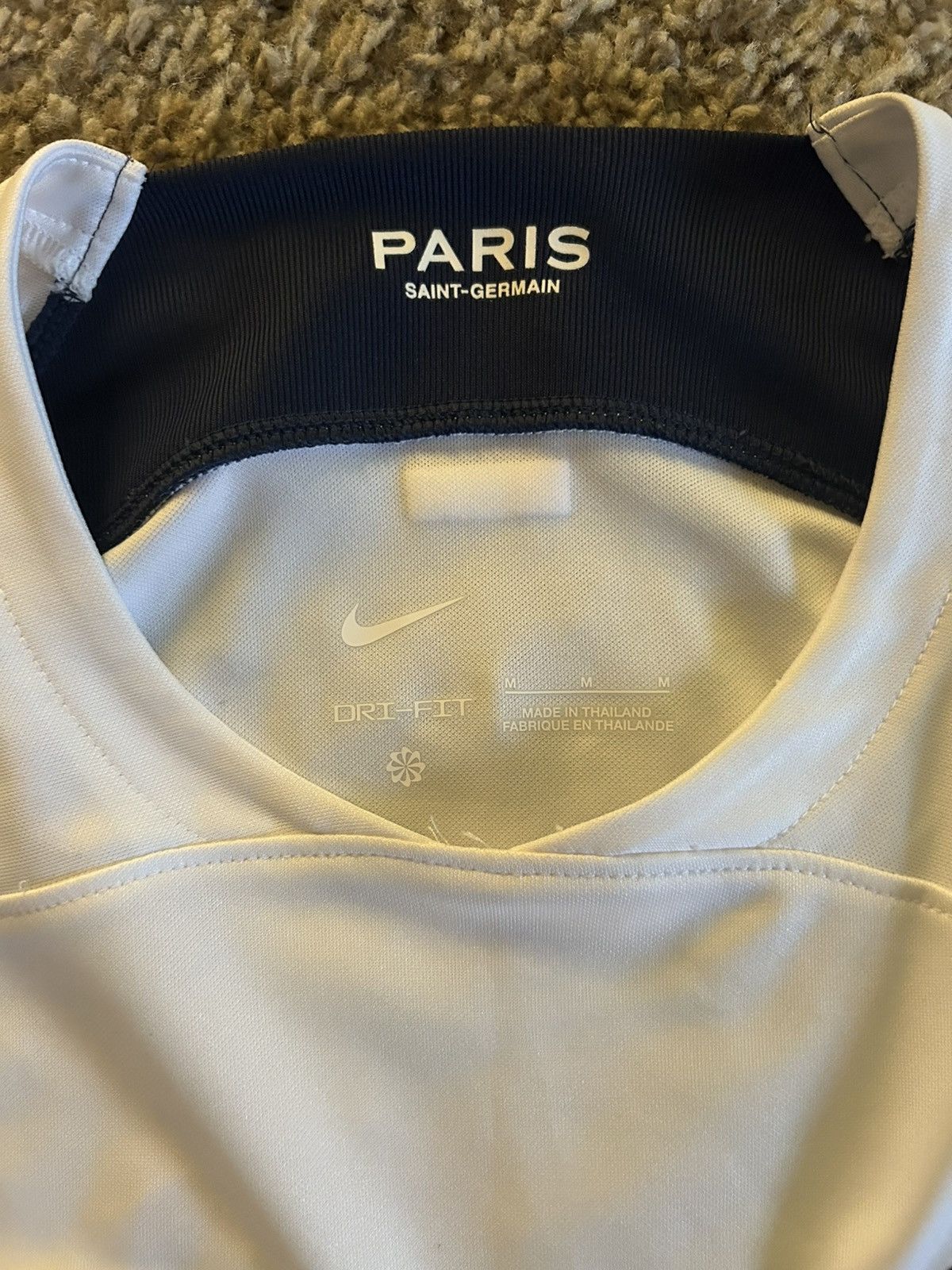 Nike PSG 2022/2023 Away Jersey Size US M / EU 48-50 / 2 - 4 Thumbnail