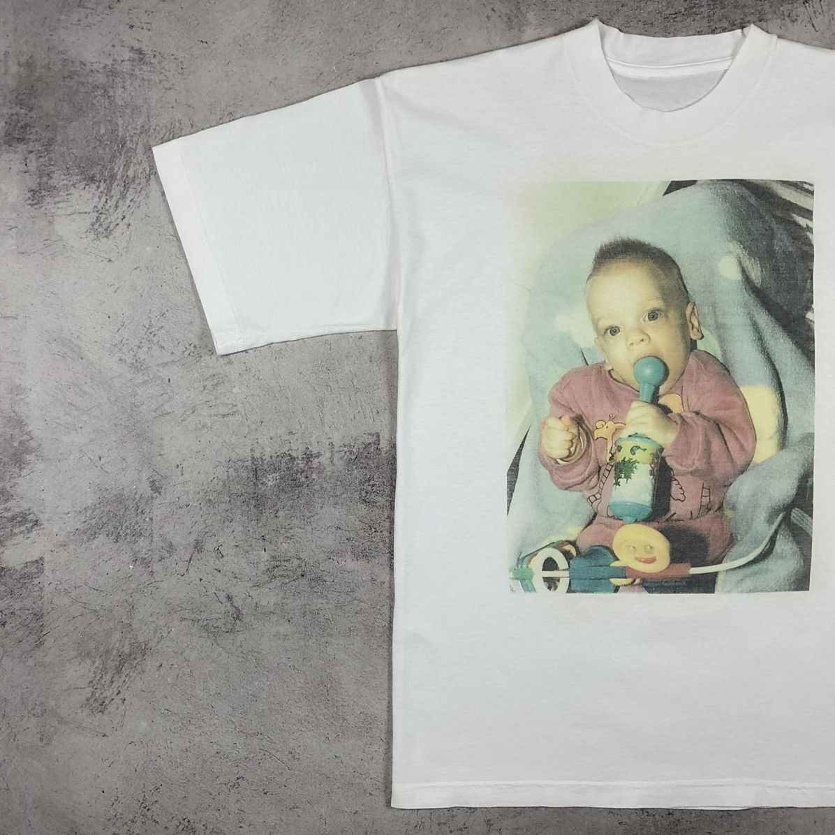 Vintage 90s Baby Creepy Bizarre Infant Graphic Tee Size US M / EU 48-50 / 2 - 3 Thumbnail