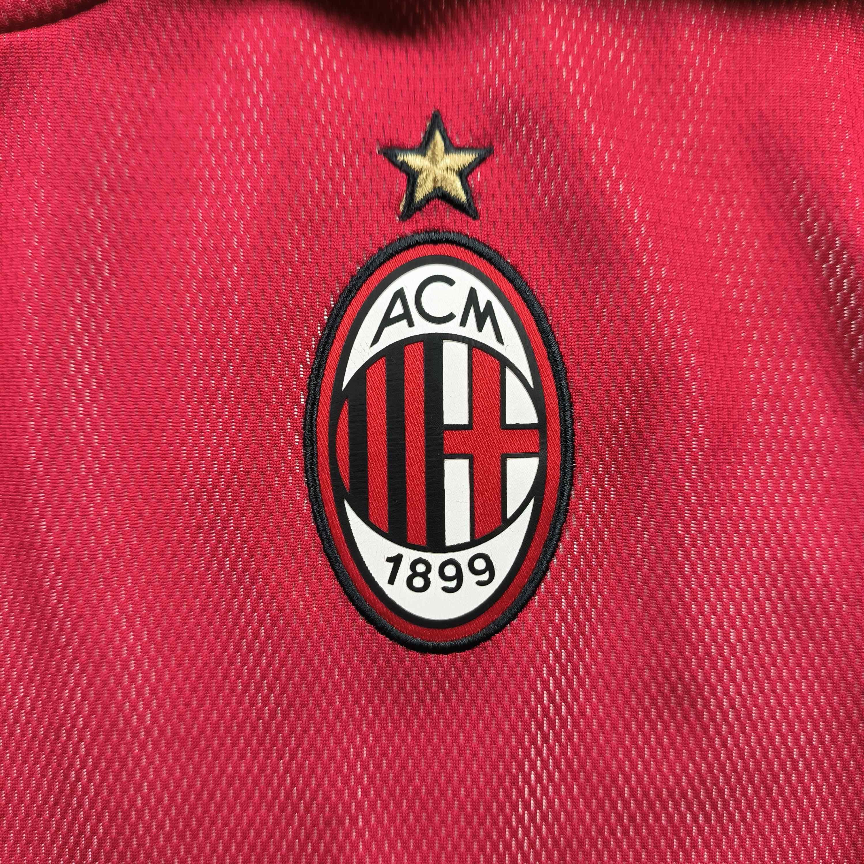 Puma AC Milan 2018-19 Puma training football jersey shirt size M Size US M / EU 48-50 / 2 - 4 Thumbnail