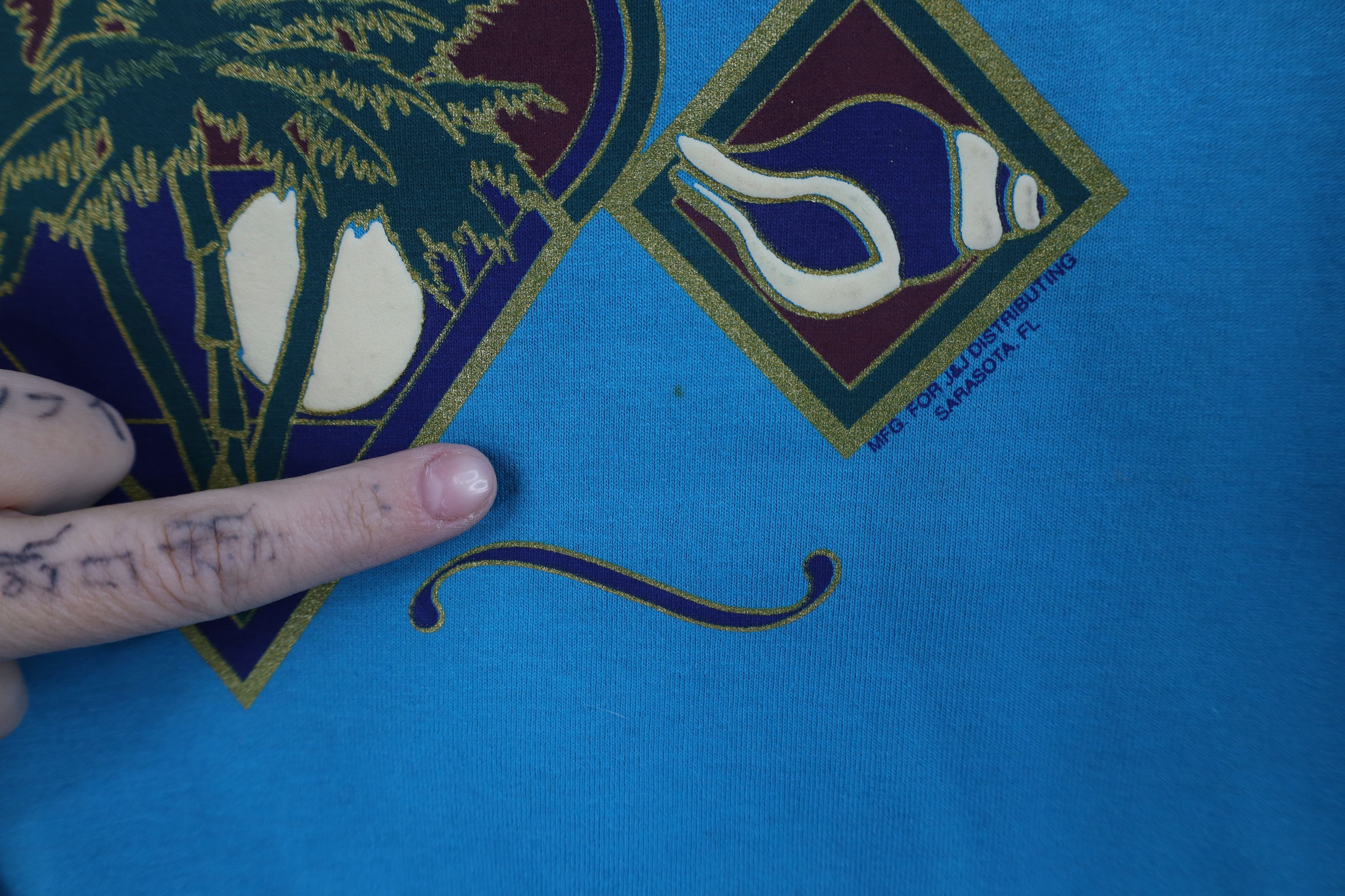 Vintage Vintage 90s Streetwear Spell Florida Seashell Beach T-Shirt Size US XL / EU 56 / 4 - 6 Thumbnail
