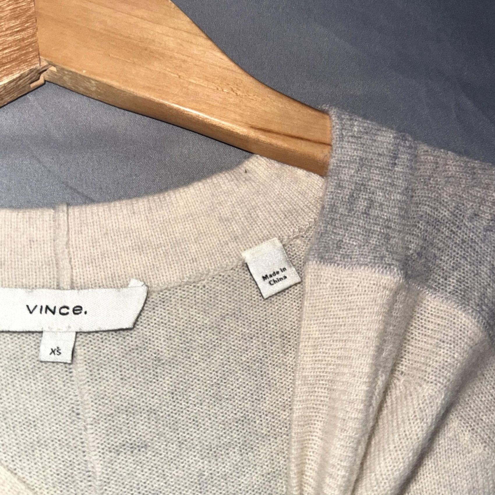 Vince Vince Sweater Womens XS White Gray 100% Cashmere Raglan Crewneck Pullover Size XS / US 0-2 / IT 36-38 - 6 Thumbnail