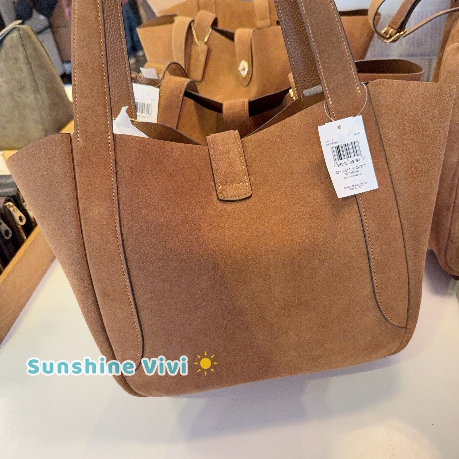 Coach NWT Bundle COACH Klare Bag Charm CCE82 & CCC76 Hadley Tote Size ONE SIZE - 9 Thumbnail