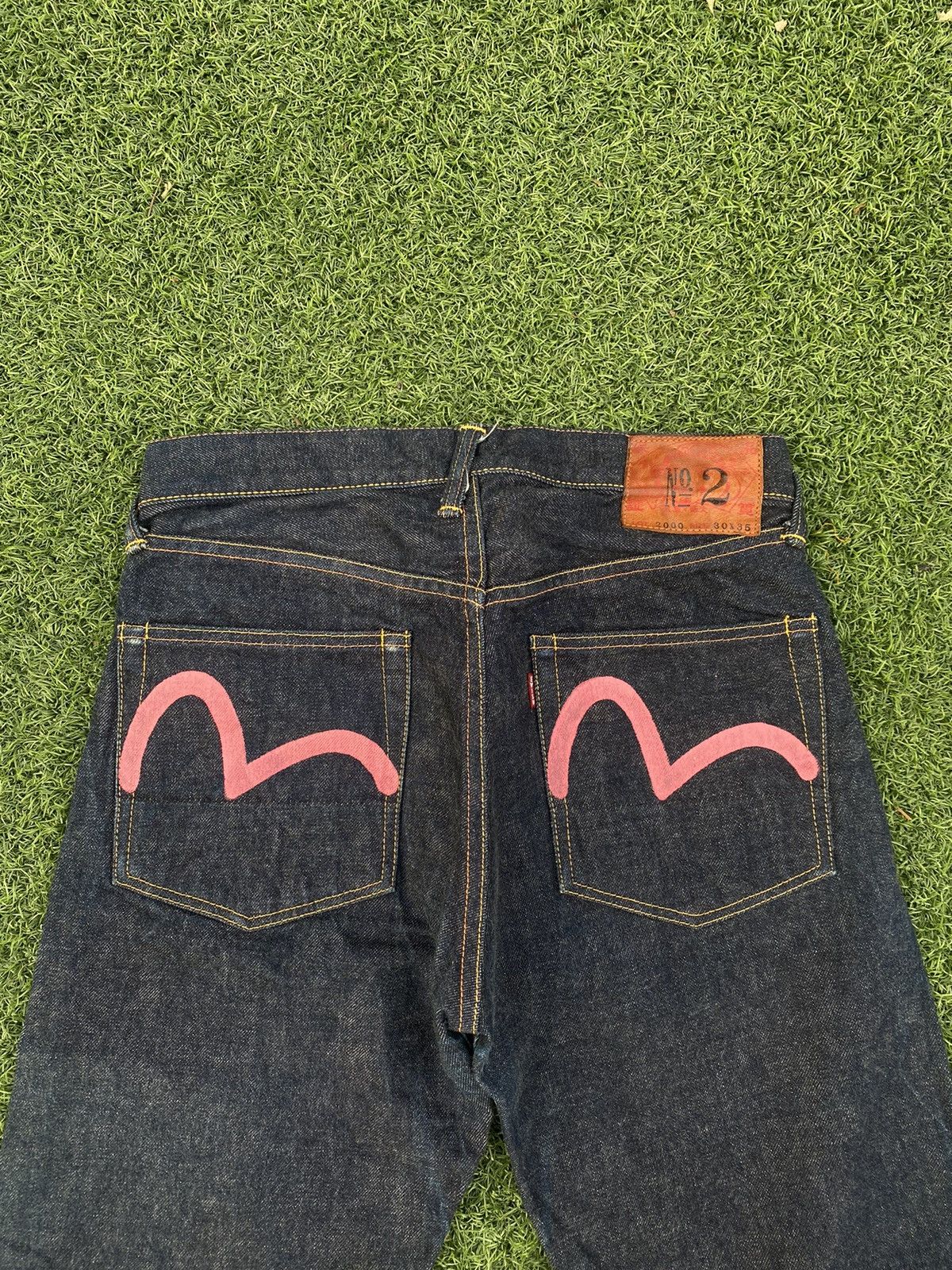 Evisu VINTAGE EVISU JEANS NO.2 PINK SEA GULLS JAPAN SELVEDGE Size US 30 / EU 46 - 2 Thumbnail