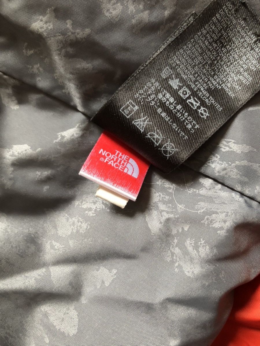 The North Face × Vintage Vintage The North Face 600 Assymmetrical Down Jacket Size L / US 10 / IT 46 - 22 Thumbnail