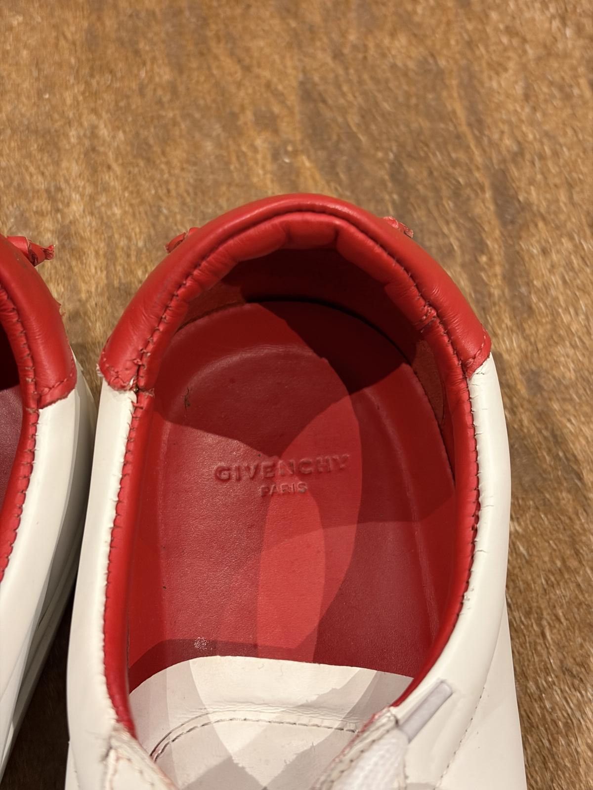 Givenchy Givenchy Urban Street Sneakers in White and Red Size US 8 / EU 41 - 8 Thumbnail
