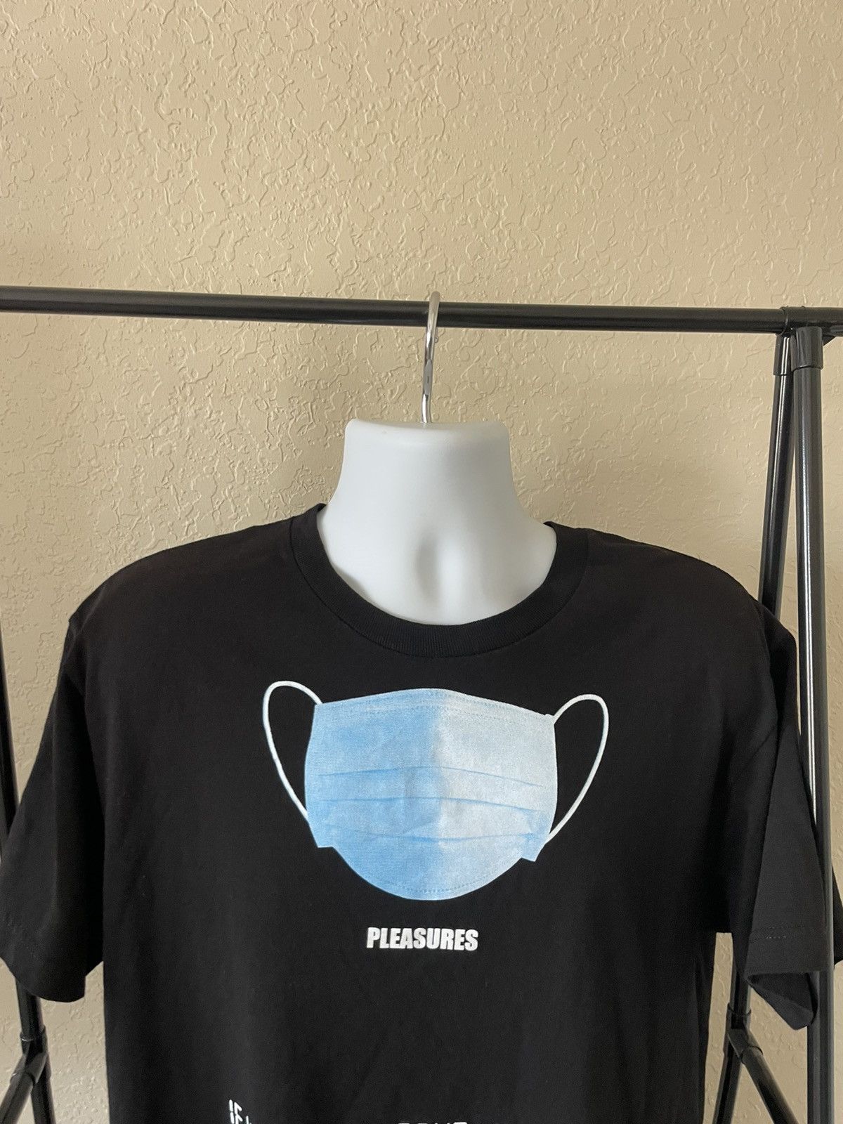 Pleasures Pleasures Medical Mask graphic tee Size US L / EU 52-54 / 3 - 2 Thumbnail