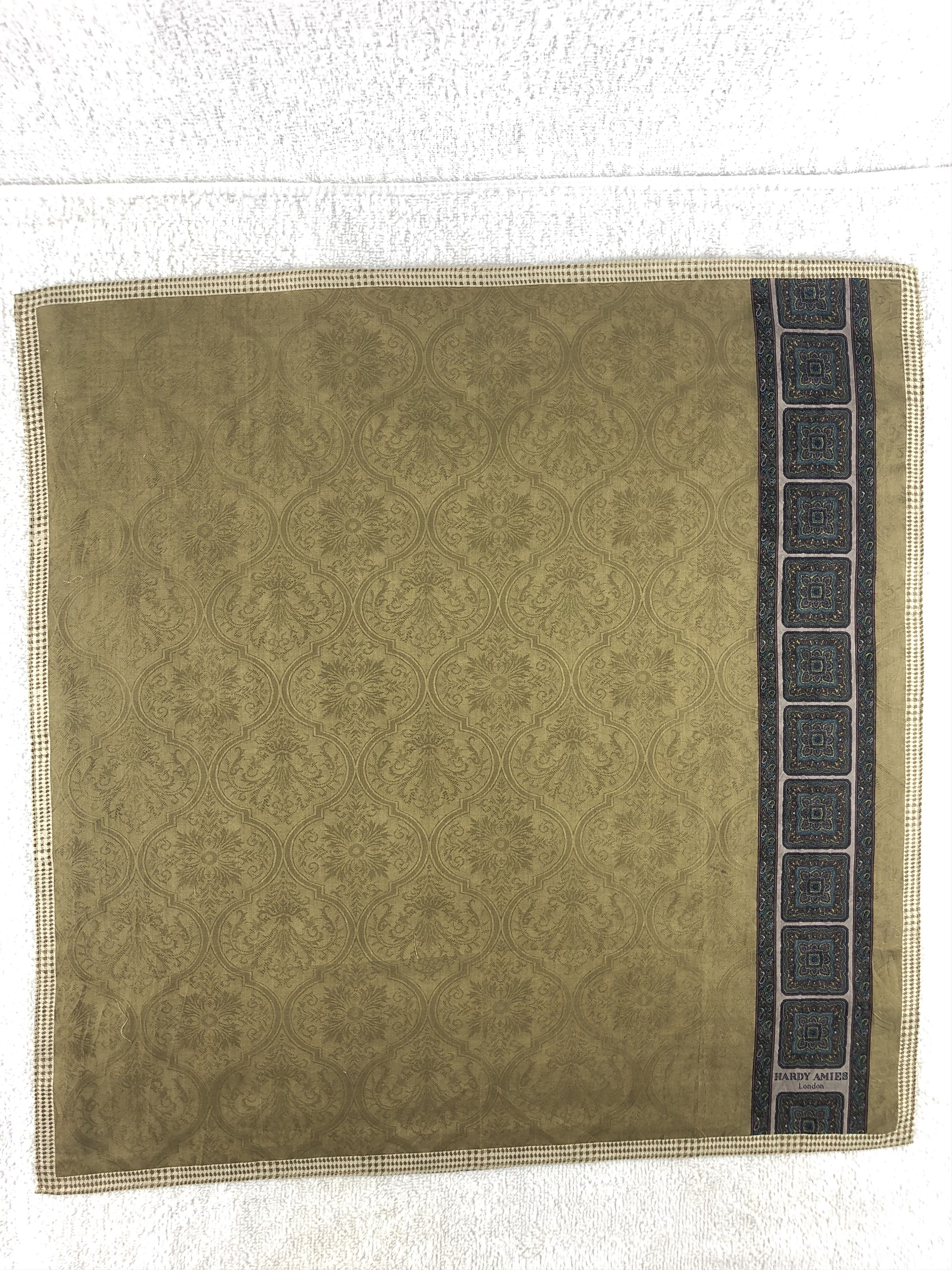 Hardy Amies Hardy Amies Handkerchief / Bandana / Neckerchief Size ONE SIZE - 3 Thumbnail
