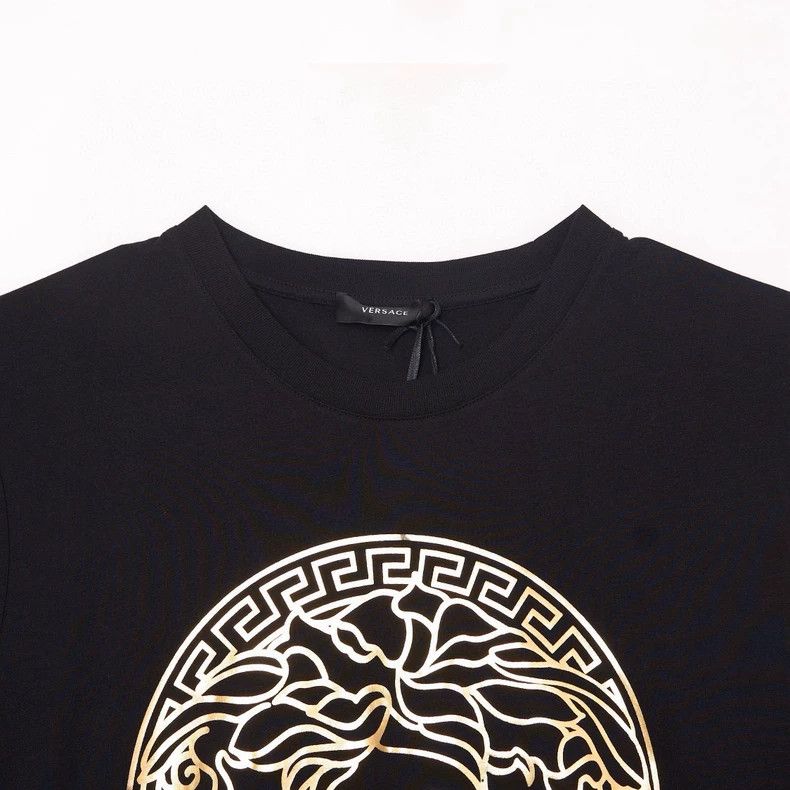 Other Versace Classic print black and gold medusa men's T-shirt Size US L / EU 52-54 / 3 - 2 Thumbnail