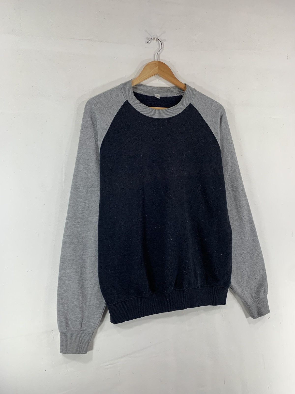 Uniqlo × Vintage Uniqlo Sweatshirt Size US L / EU 52-54 / 3 - 8 Thumbnail