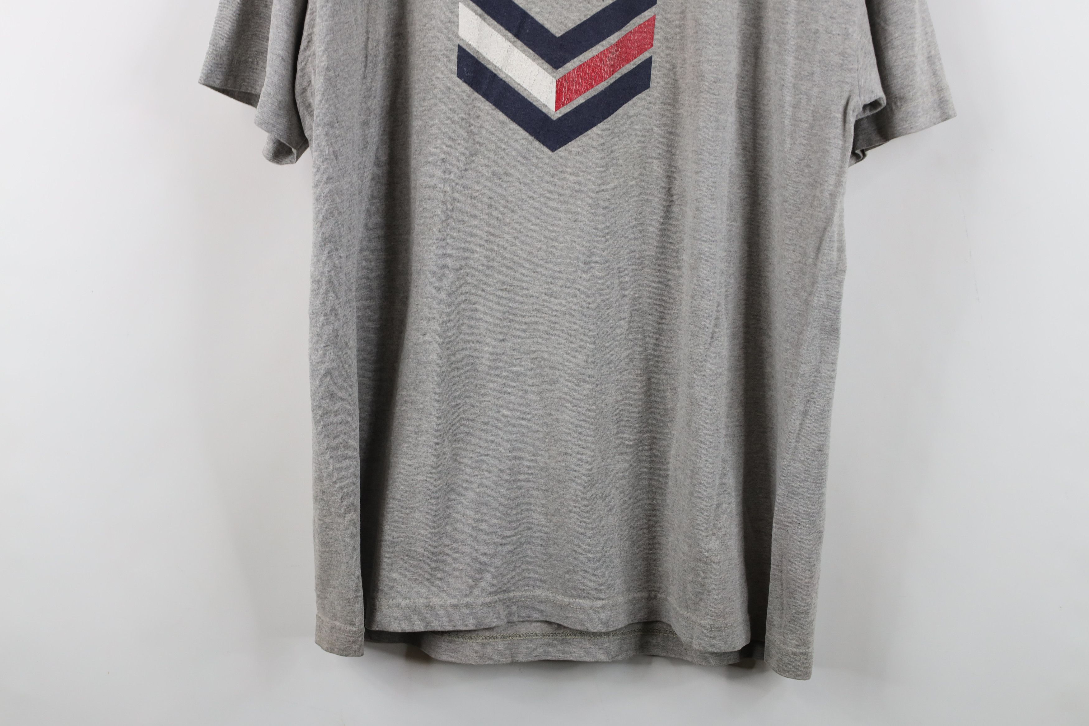 Tommy Hilfiger Vintage 90s Tommy Hilfiger Military Short Sleeve T-Shirt Size US M / EU 48-50 / 2 - 14 Thumbnail