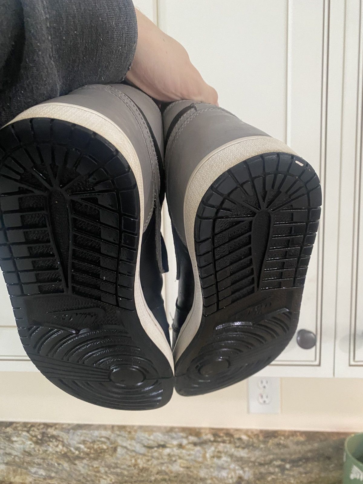 Nike Jordan 1 shadow Size US 12 / EU 45 - 7 Thumbnail