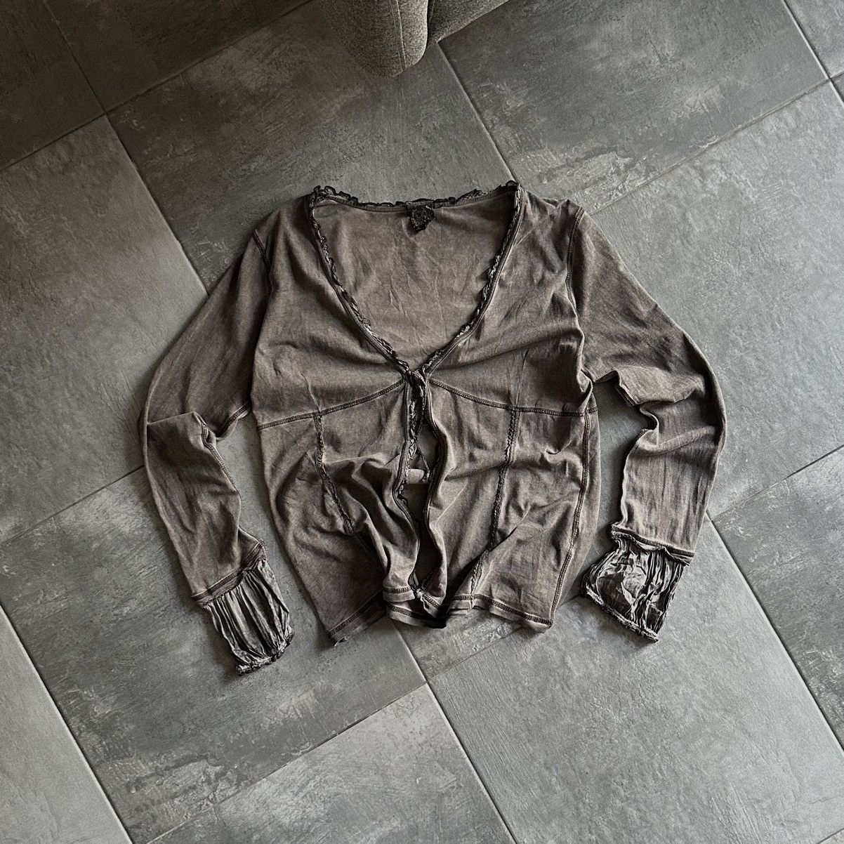 If Six Was Nine × Japanese Brand × Y/Project Vintage Japanese Style Longs-levee T-shirts Cardigan Y2K 00s Size L / US 10 / IT 46 - 1 Thumbnail