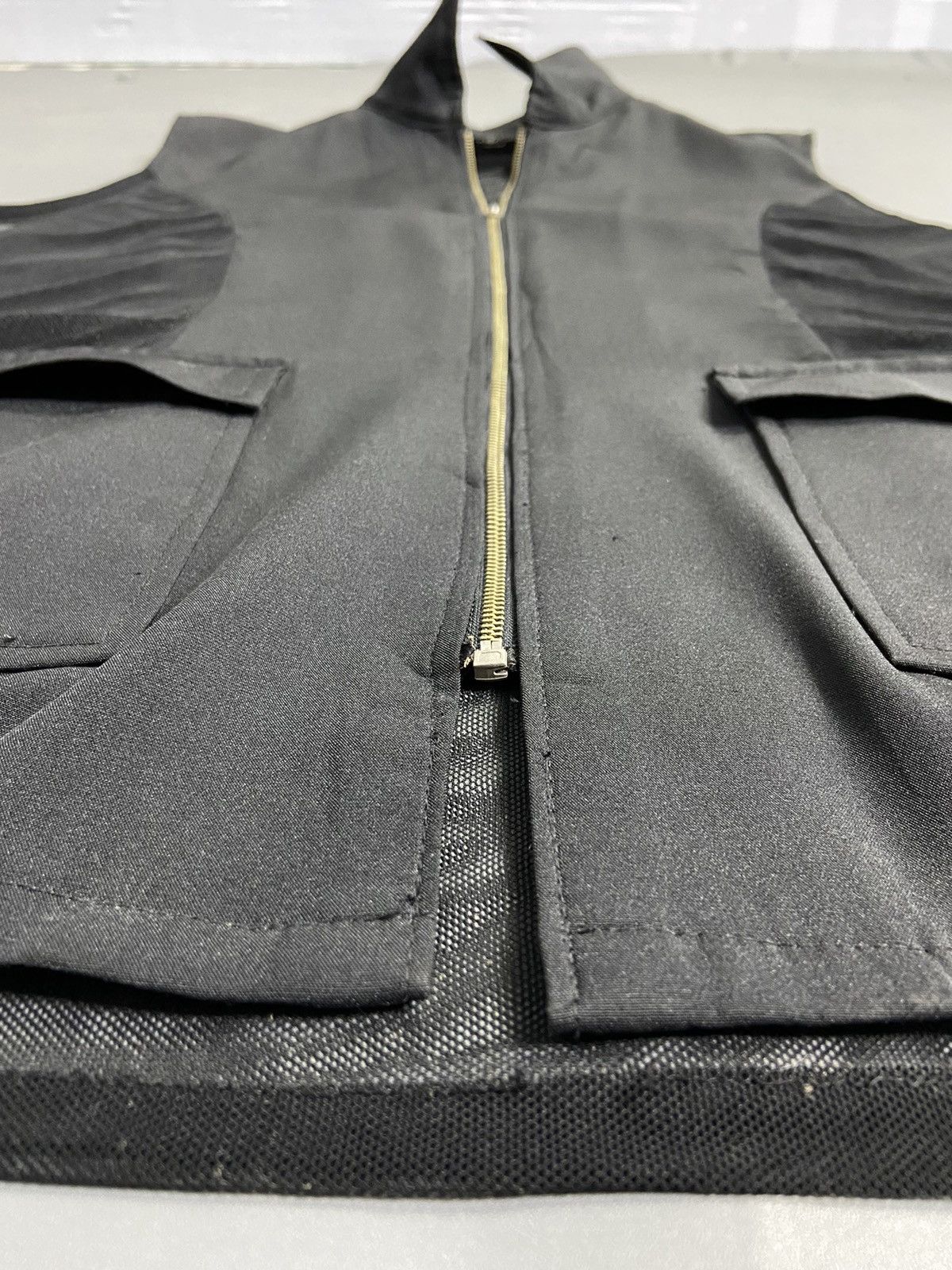 Japanese Brand Vest Blacked Rose Translucent Size US M / EU 48-50 / 2 - 13 Thumbnail