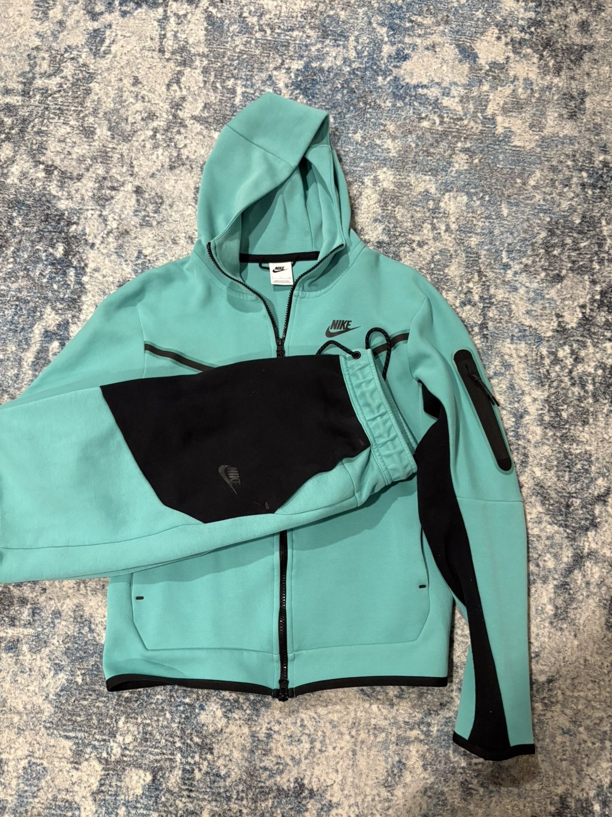 Nike Mens Teal Nike Tech (SZ : S) Size US S / EU 44-46 / 1 - 1 Thumbnail