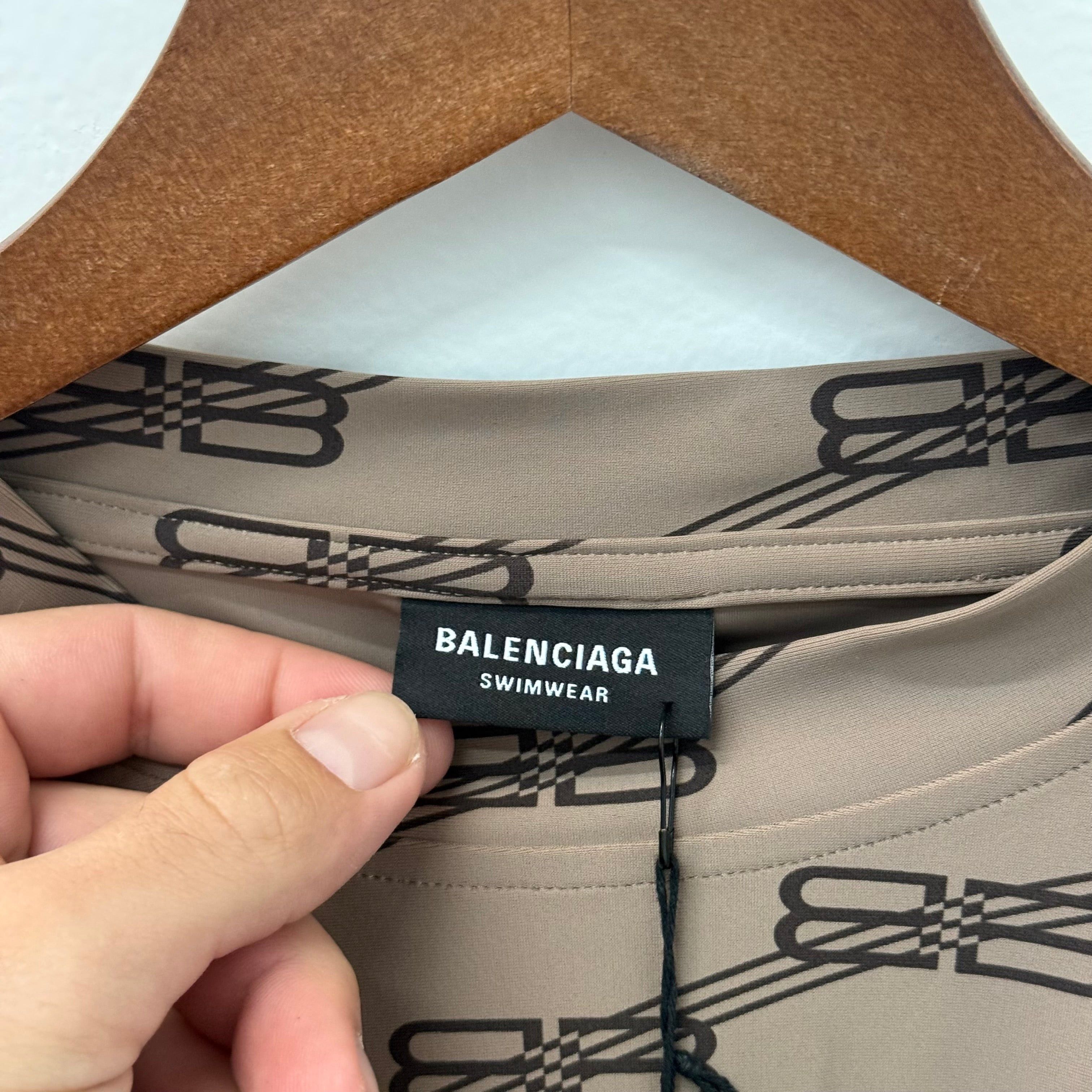Balenciaga Balenciaga Monogram BB Swimwear T-Shirt Size US L / EU 52-54 / 3 - 4 Thumbnail
