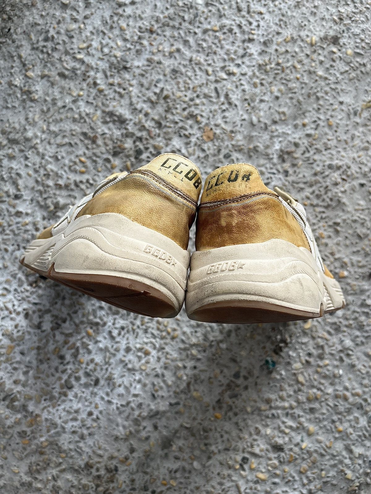 Golden Goose Running Beige Sneaker Size US 7 / EU 40 - 5 Thumbnail
