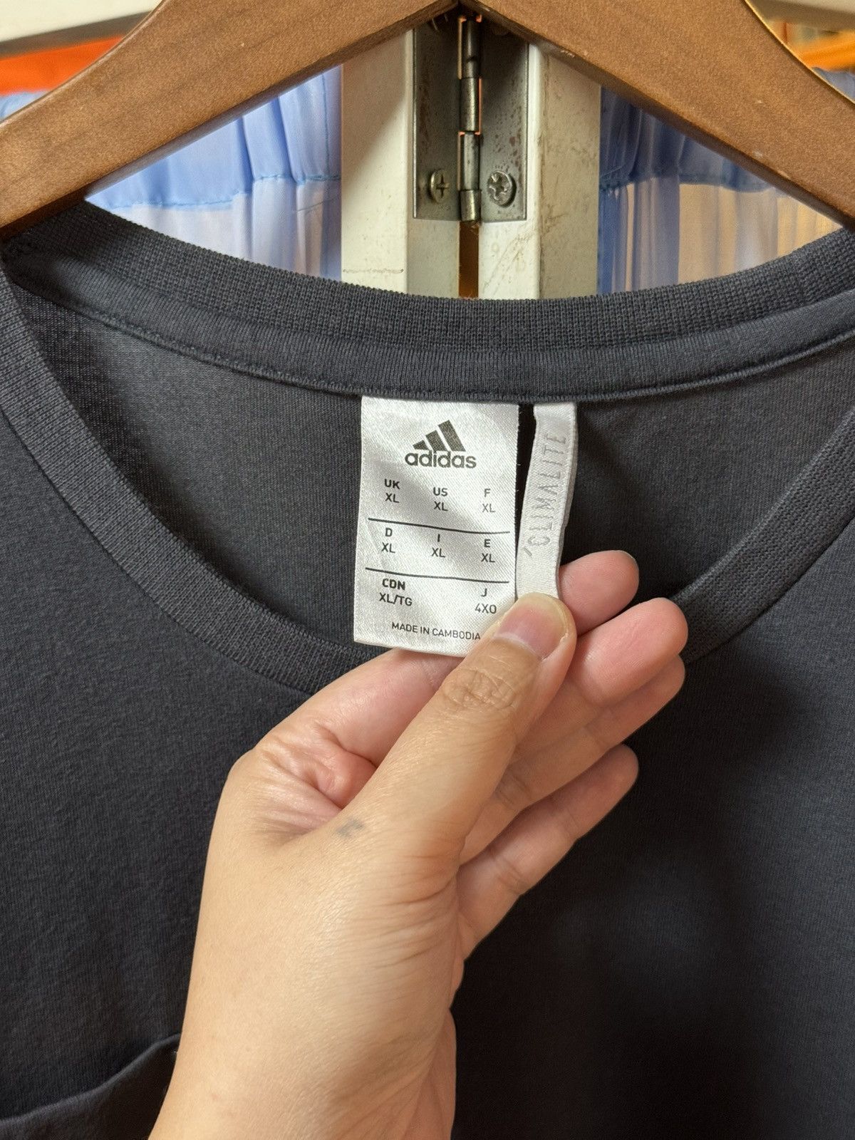 Adidas Manchester United 2017-18 Adidas Pre-Match T-shirt Size US XL / EU 56 / 4 - 7 Thumbnail