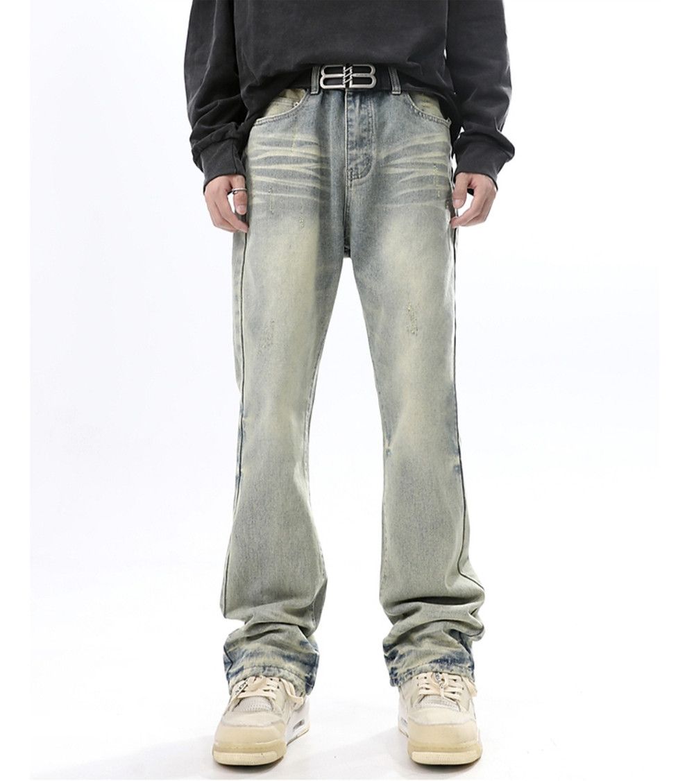 Distressed Loose Flared Jeans