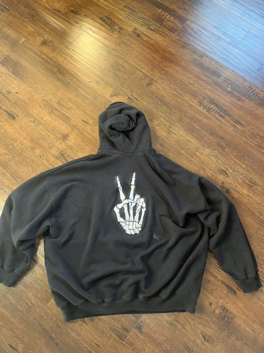 Balenciaga Balenciaga Smile Hoodie Size US XS / EU 42 / 0 - 2 Thumbnail