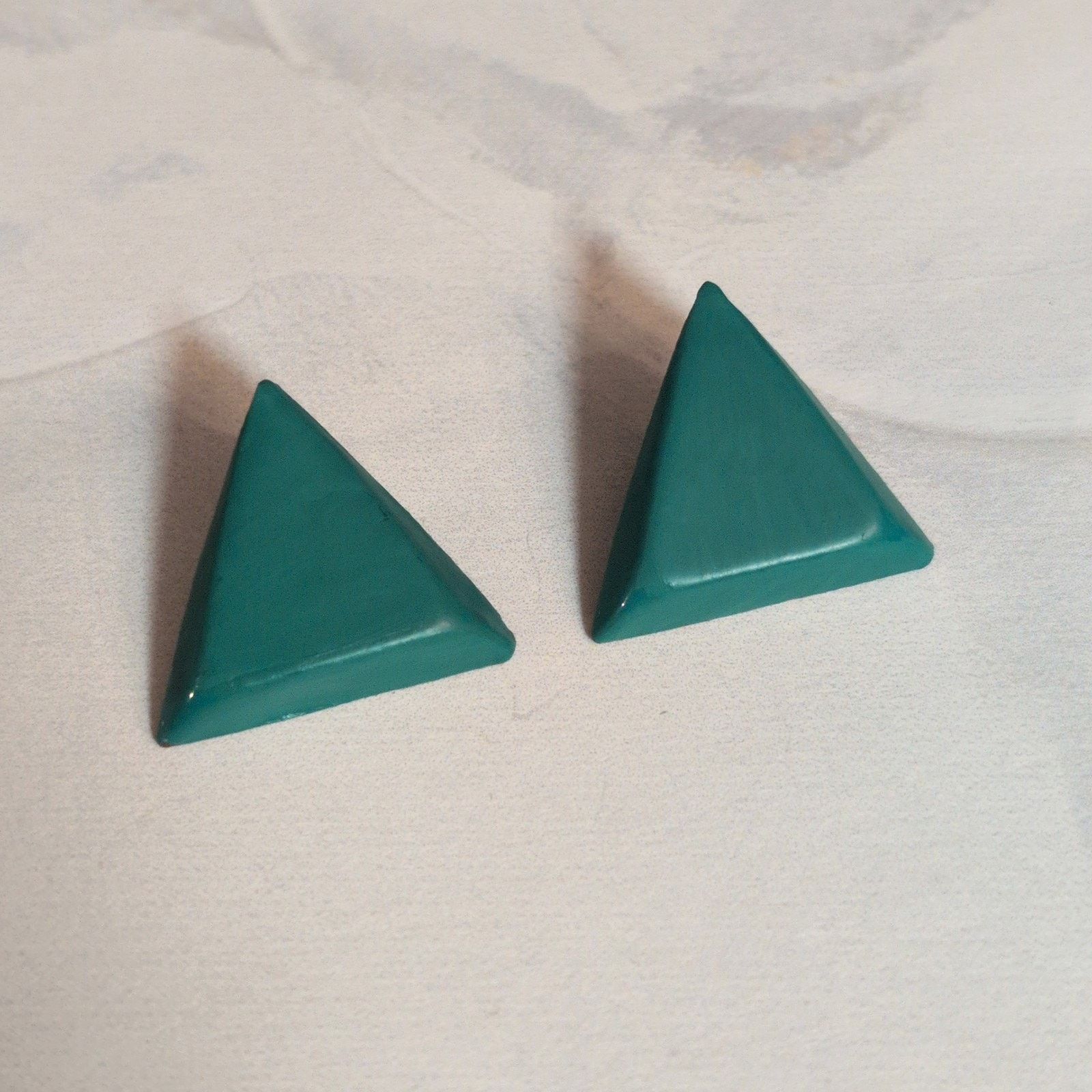 Other Cute Colorful VTG 1980s Aqua Triangle Metal Pierced Earrings Size ONE SIZE - 4 Thumbnail