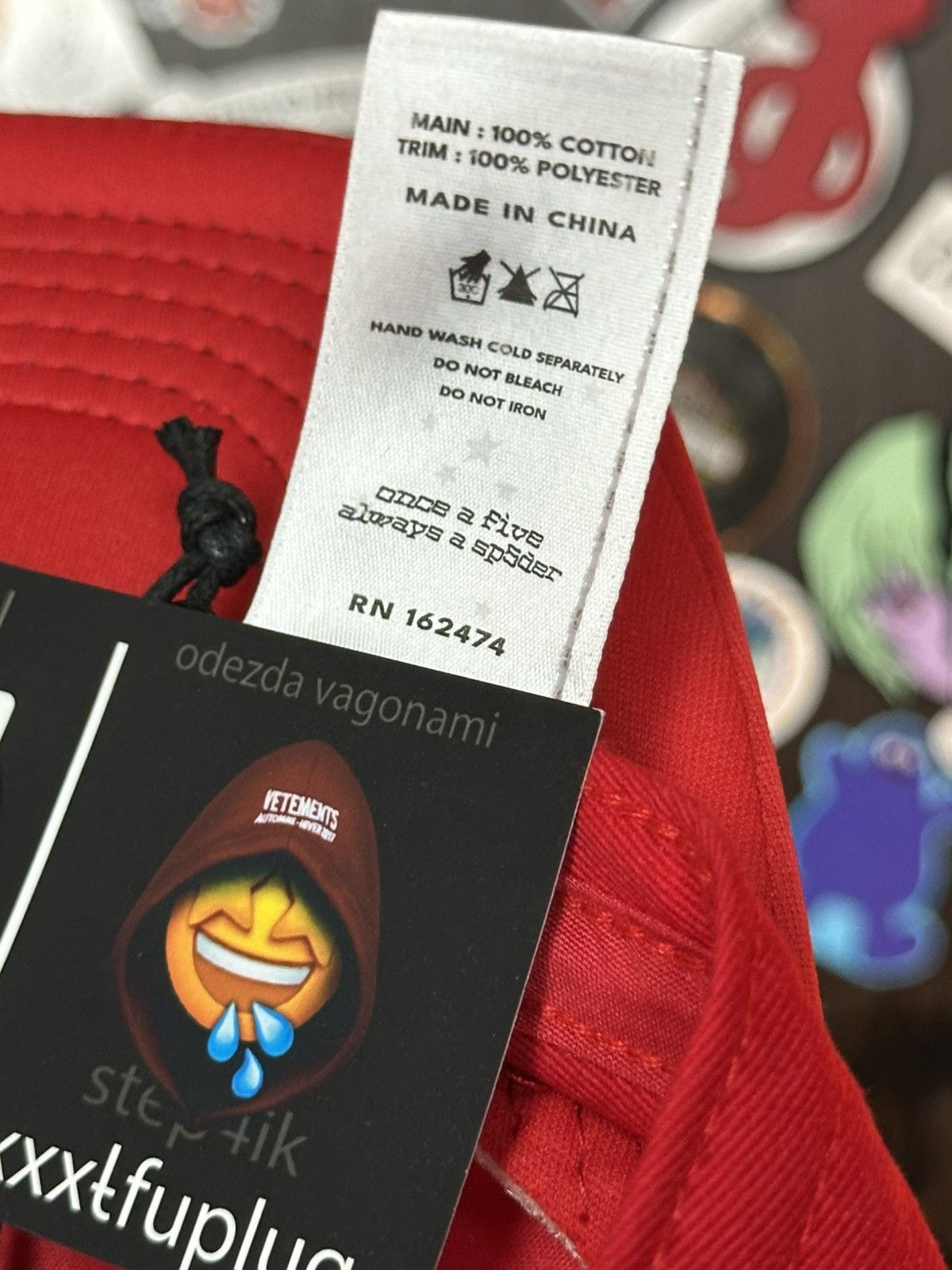 Sp5der × Young Thug Spider Worldwide Silk Web Bank Red Trucker Cap Size ONE SIZE - 9 Thumbnail