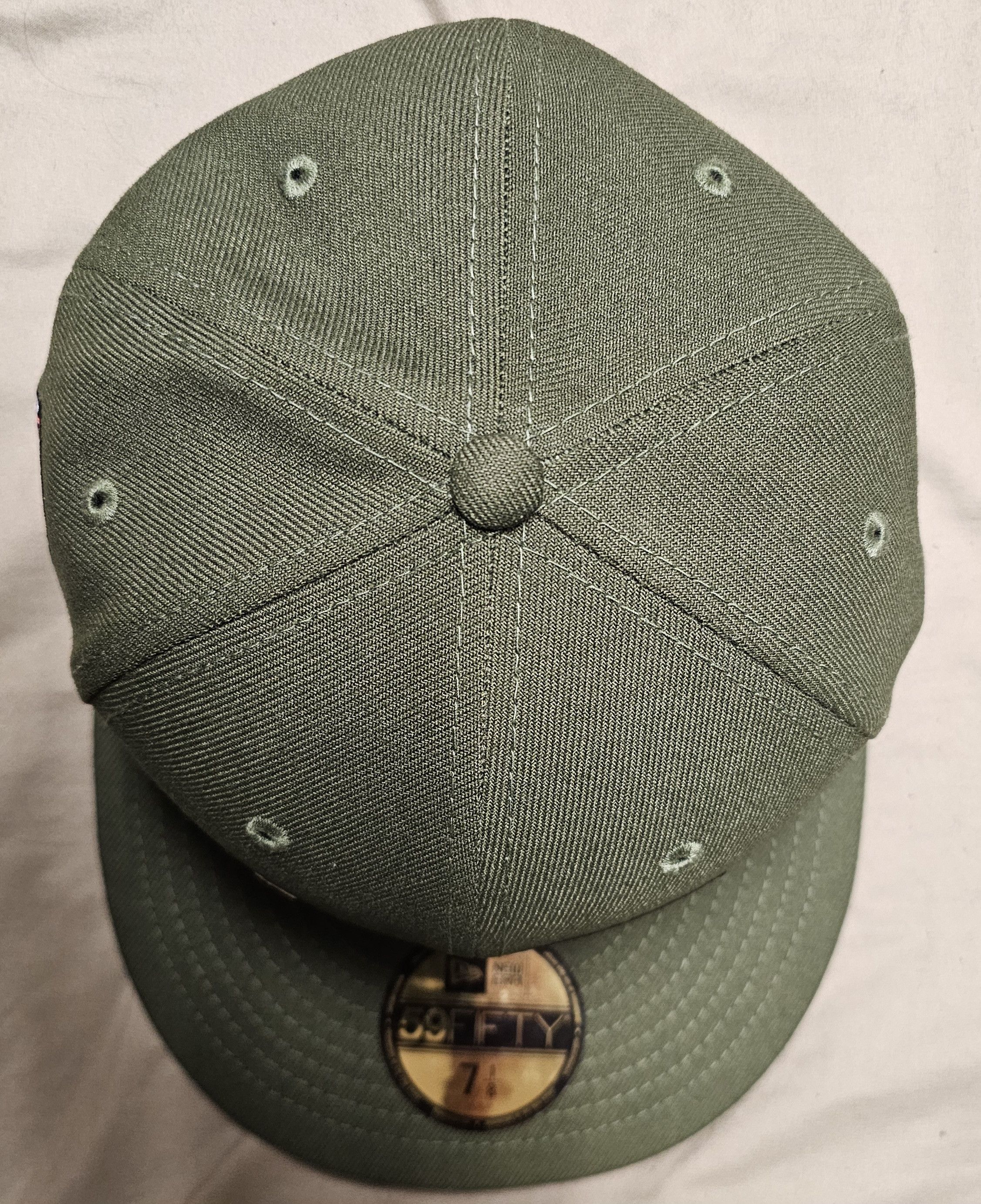 New Era × Supreme SUPREME GRINCH BOX LOGO NEW ERA 59FIFTY FITTED CAP GREEN Size ONE SIZE - 3 Thumbnail