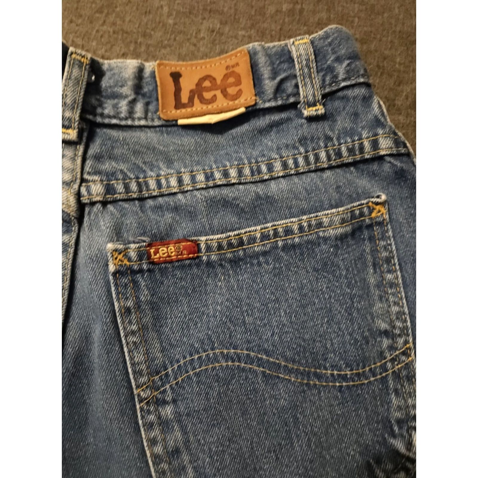 Lee VINTAGE Lee Jeans Women's High Rise Tapered 80s 90s Blue Denim Pleated 24in Waist 29in Inseam Womens Size 30" / US 8 / IT 44 - 6 Thumbnail