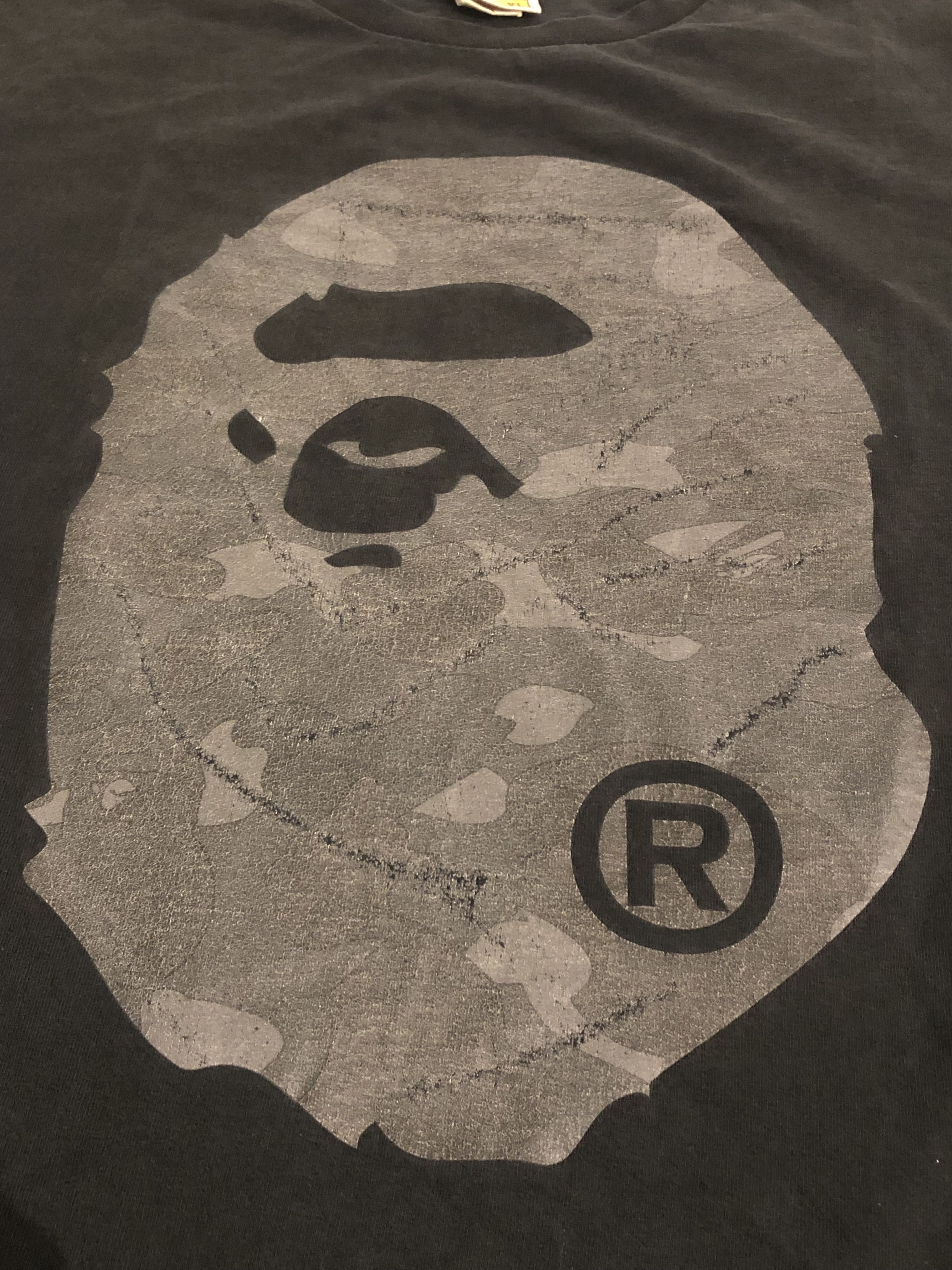 Bape × Hypebeast × Vintage Vintage Worn Bape Black Camo Big Logo Tee Size US XL / EU 56 / 4 - 3 Thumbnail
