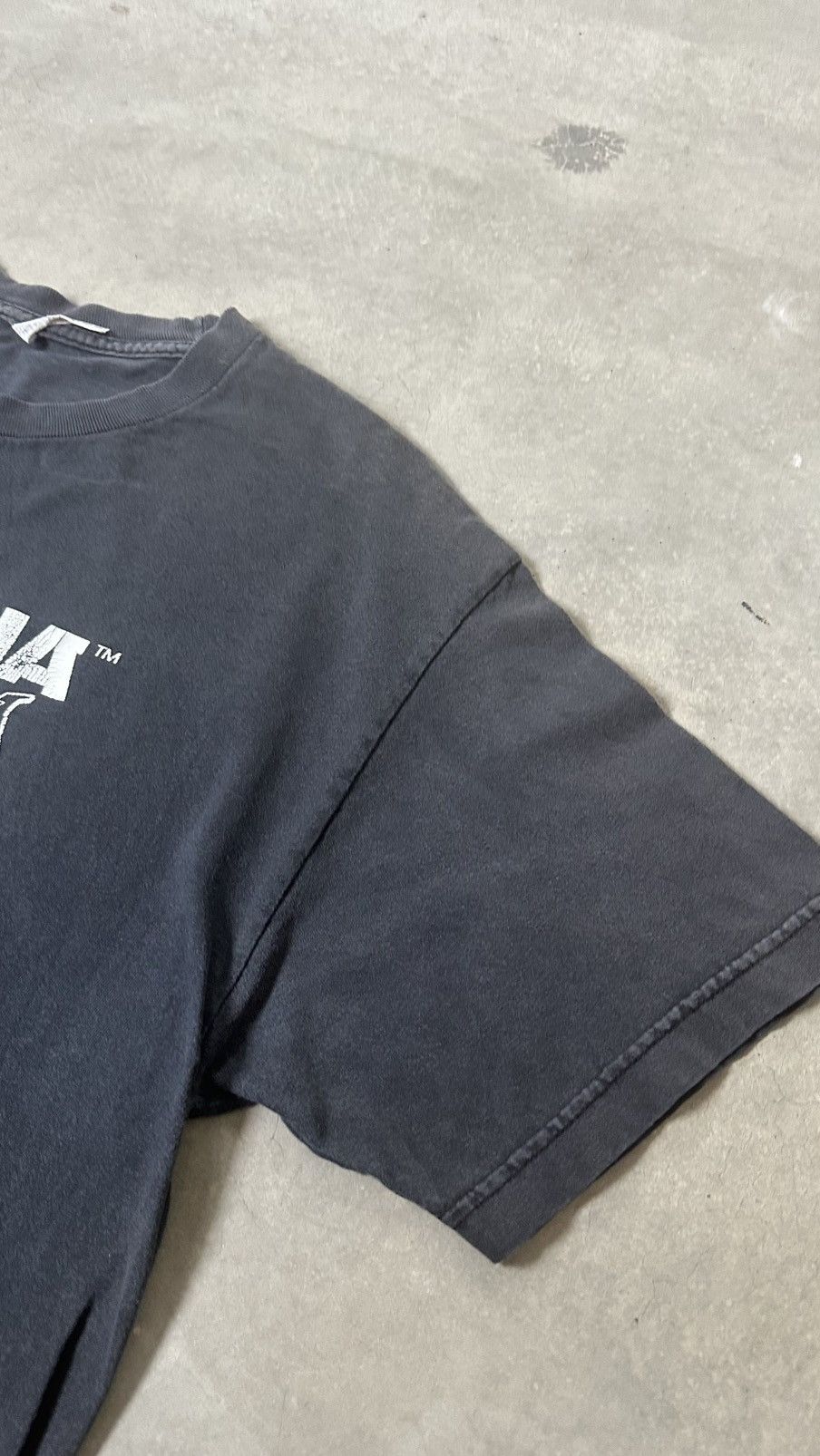 VINTAGE MONTANA CANS SPRAY PAINT GRAFITTI WELL FADED TEE