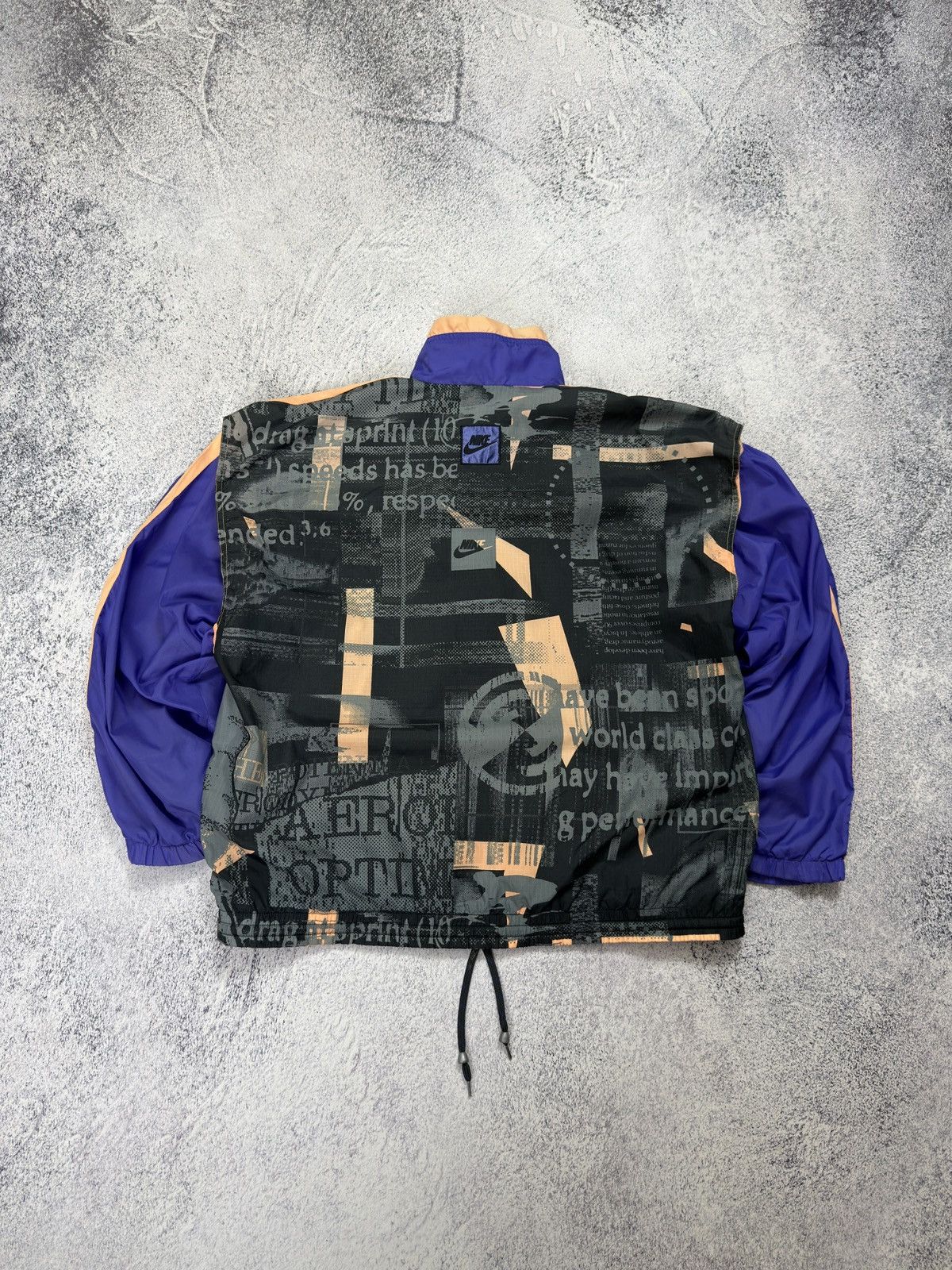 Nike RARE 90s Nike International Graphic Print Nylon Track Jacket Size US XL / EU 56 / 4 - 11 Thumbnail