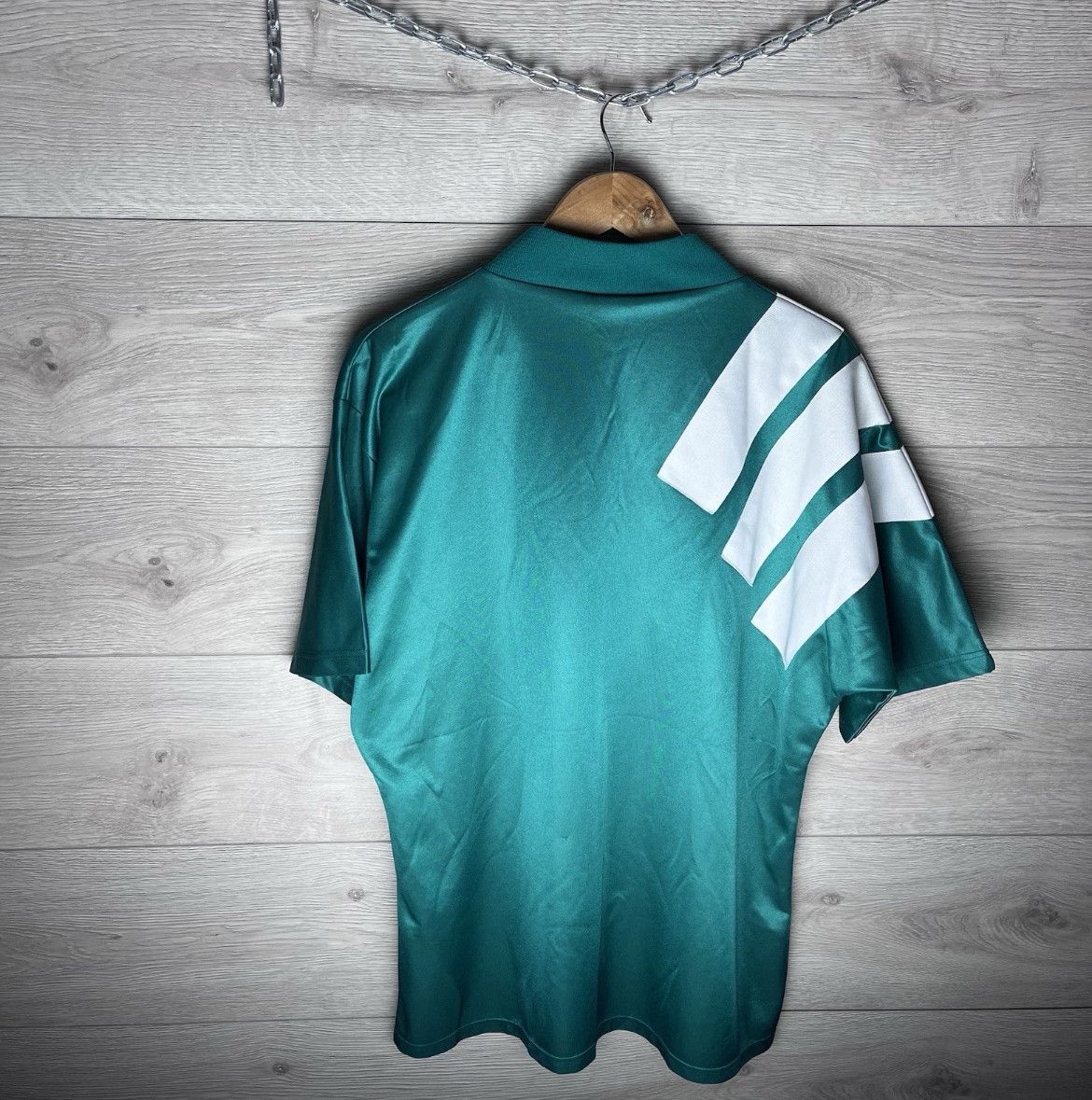 Other VERY RARE SOCCER JERSEY LIVERPOOL ADIDAS EQUIVALENT 1990s Size US M / EU 48-50 / 2 - 9 Thumbnail