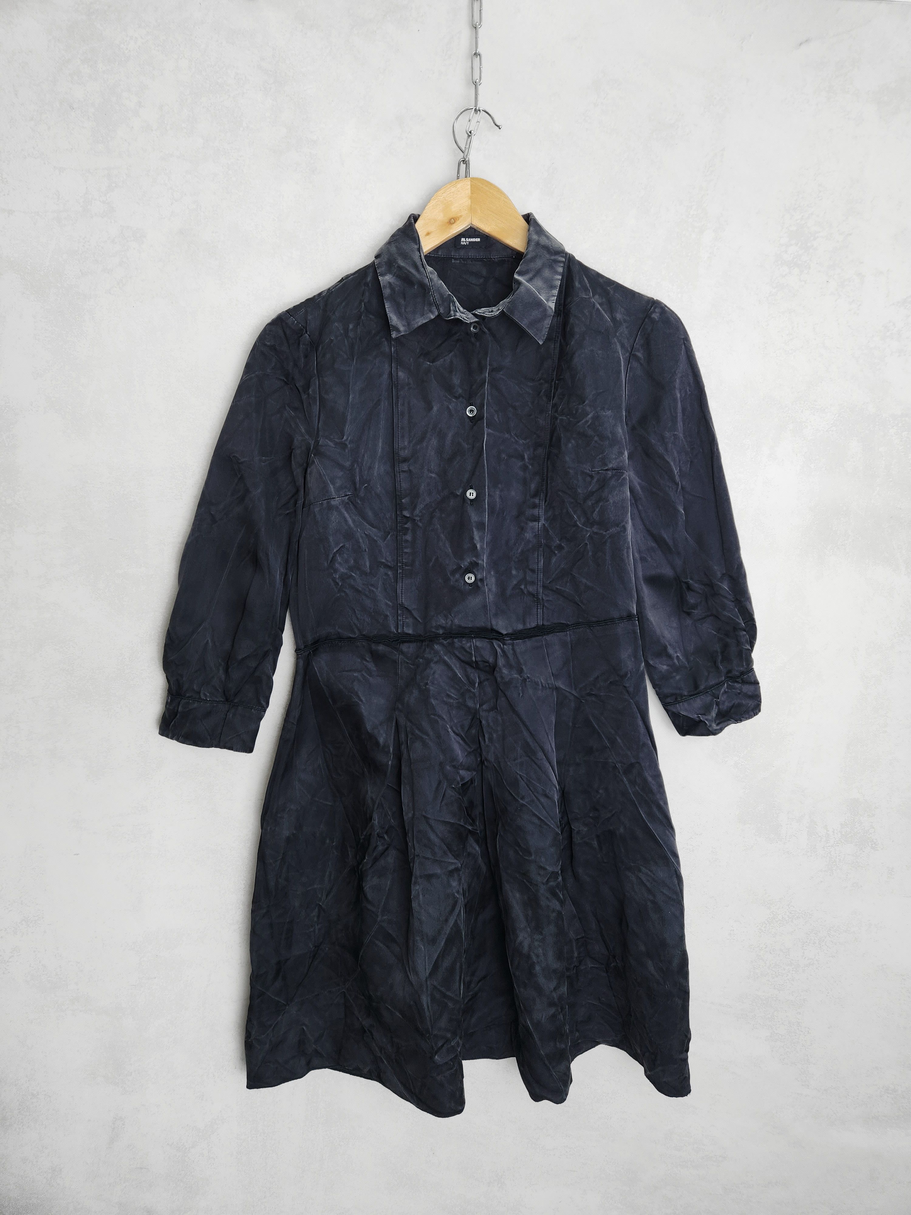 Jil Sander Jil sander navy dress button ups size 38 Size M / US 6-8 / IT 42-44 - 1 Thumbnail