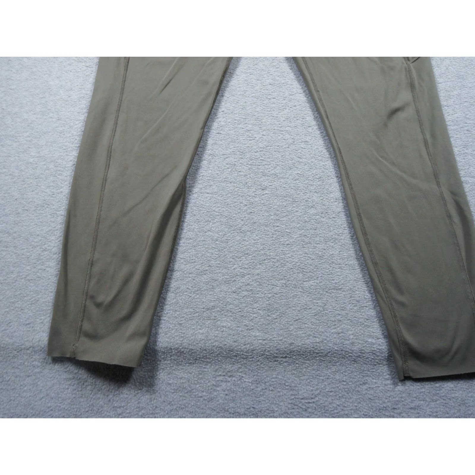 Lululemon Lululemon Leggings Womens 12 Green Activewear Yoga Gym 25" Inseam Athletic Slim Ankle Regular Size 12 Womens Size 34" / US 12 / IT 48 - 3 Thumbnail