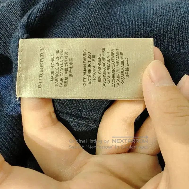 Burberry Burberry Women's Navy Wool Sweater. Size L / US 10 / IT 46 - 4 Thumbnail