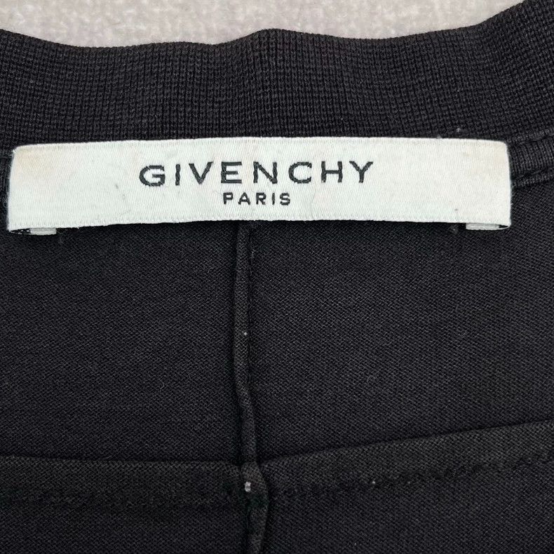 Givenchy Givenchy Men's Fashion Short Sleeve T-Shirt, Size L, 98 Ne Size US L / EU 52-54 / 3 - 4 Thumbnail