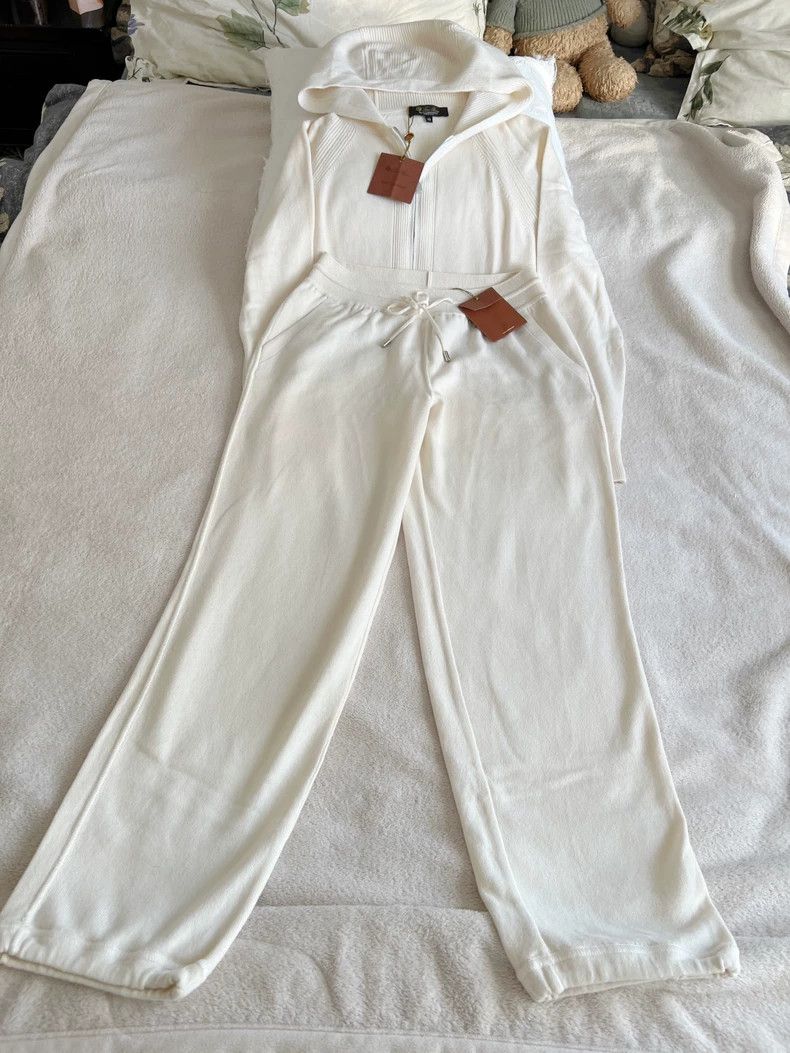 Loro Piana LORO PIANA Sheepskin suits Size M / US 6-8 / IT 42-44 - 1 Thumbnail