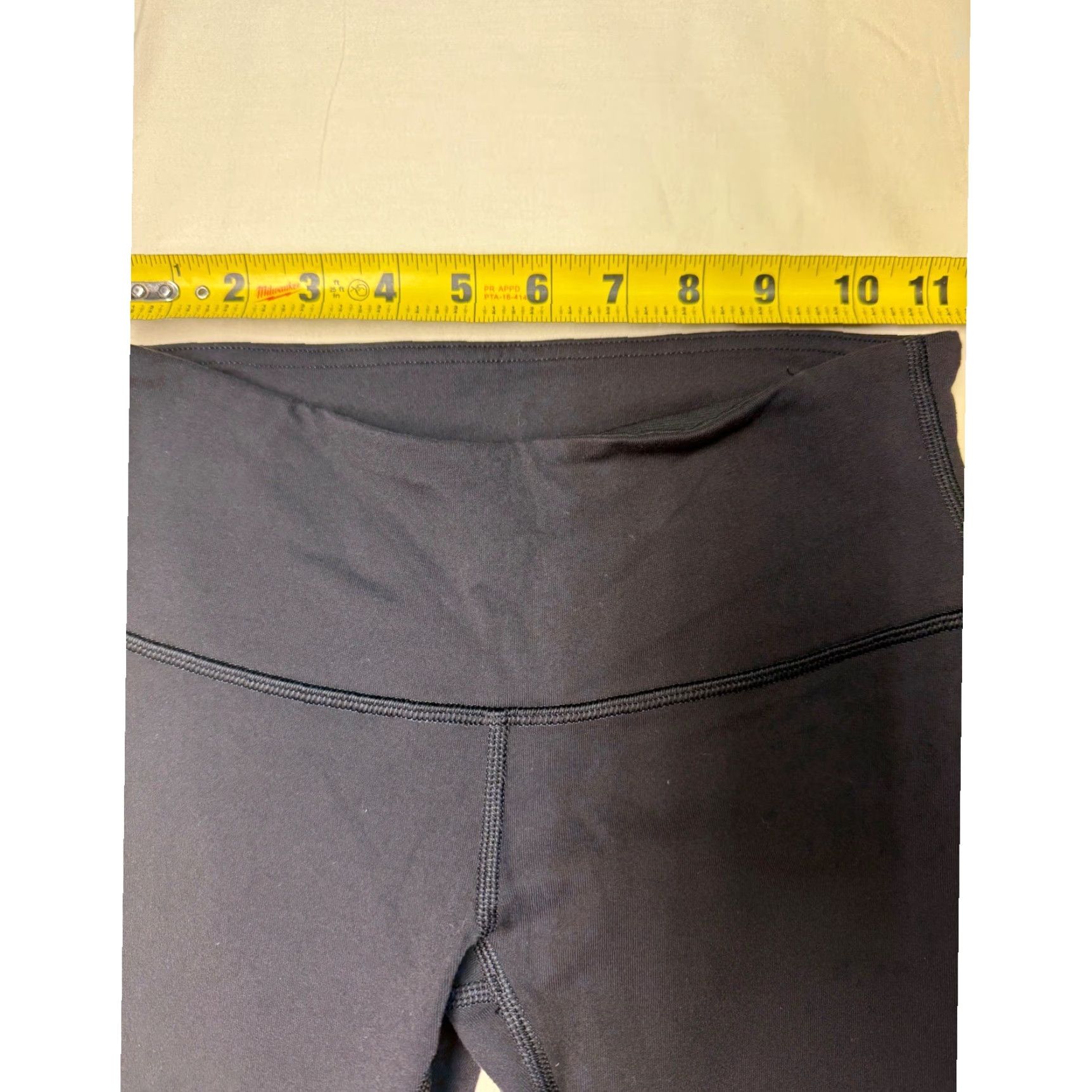 Lululemon Lululemon Wunder Under Crop Black Leggings Size 2 MR Mid Rise Cropped Yoga Pants Women NWT Size 26" / US 2 / IT 38 - 6 Thumbnail