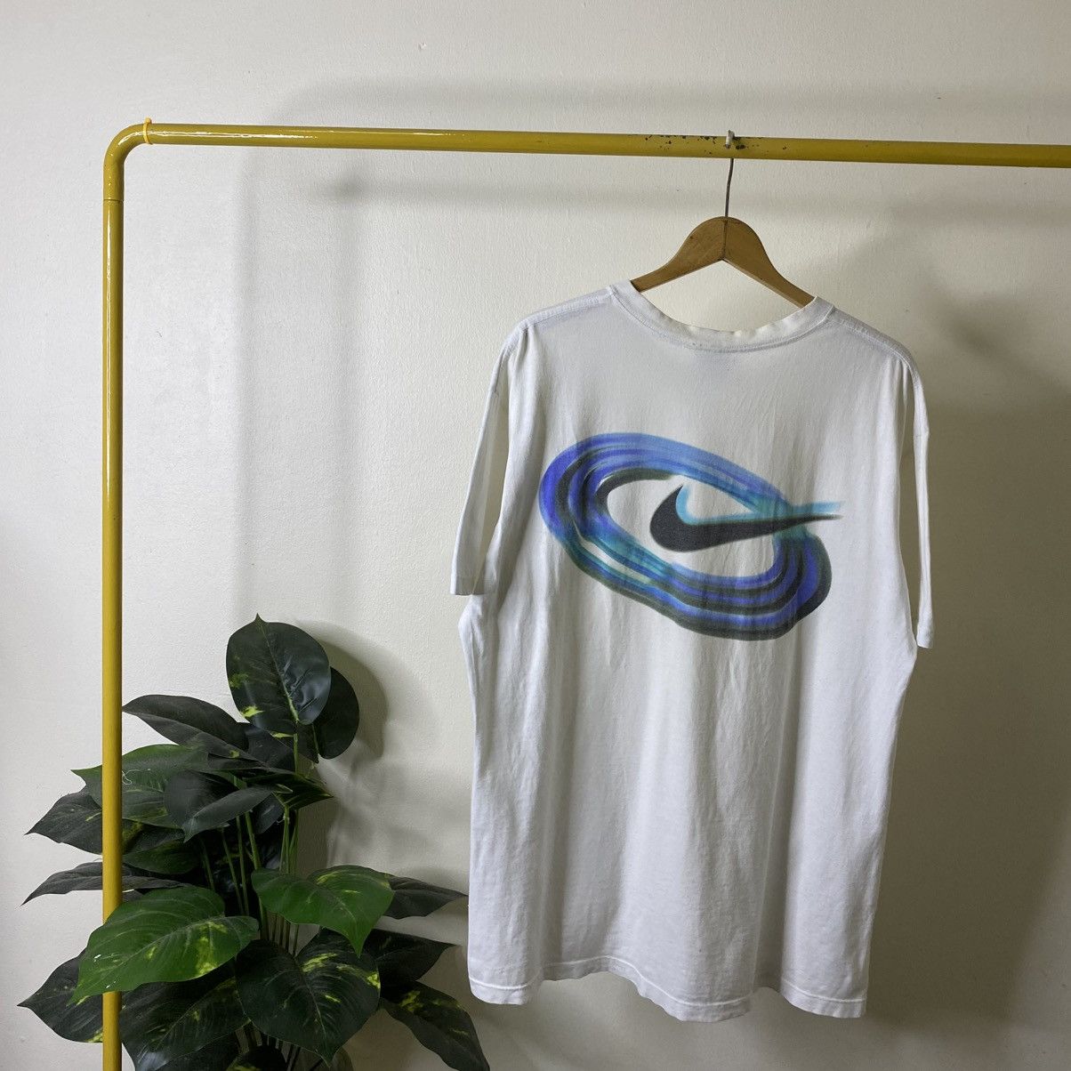 Nike Vintage 1990s Nike Oval T Shirt Size US XL / EU 56 / 4 - 1 Thumbnail