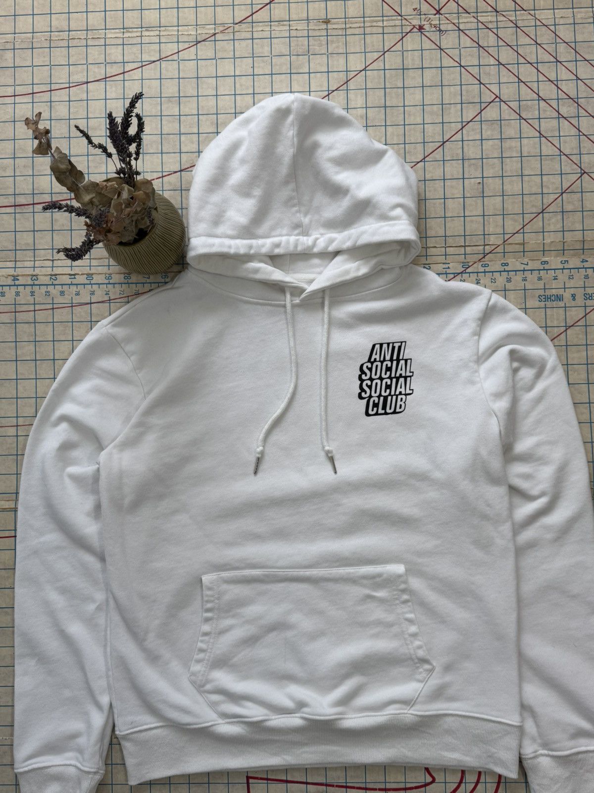 Anti Social Social Club Anti Social Social Club ASSC Hoodie White Large Pull Over Size US L / EU 52-54 / 3 - 4 Thumbnail