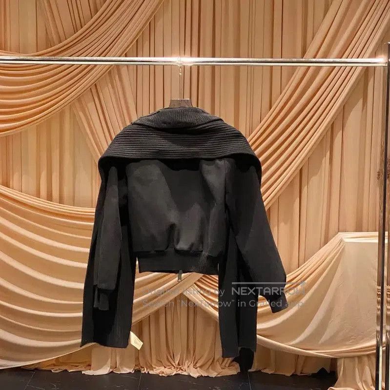 Burberry Burberry Black Wool Women's Jacket. Size S / US 4 / IT 40 - 2 Thumbnail