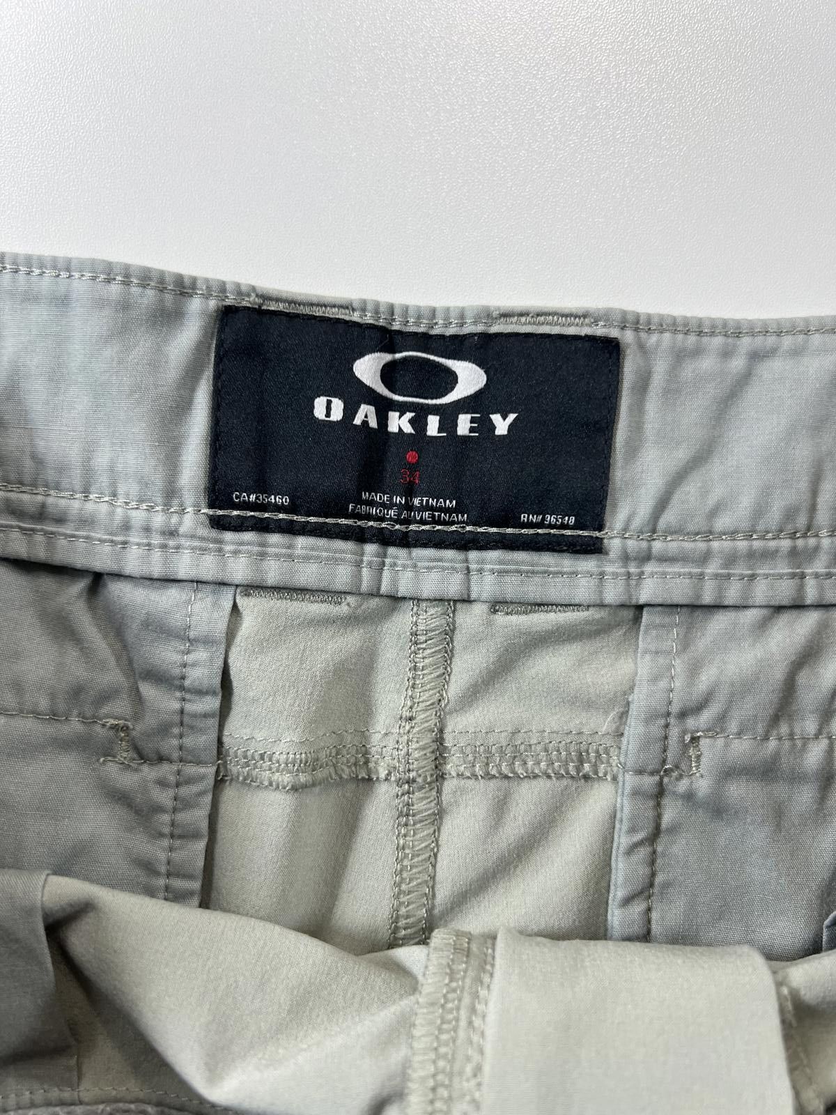 Oakley Oakley Men's Light Grey Casual Shorts Size US 34 / EU 50 - 4 Thumbnail