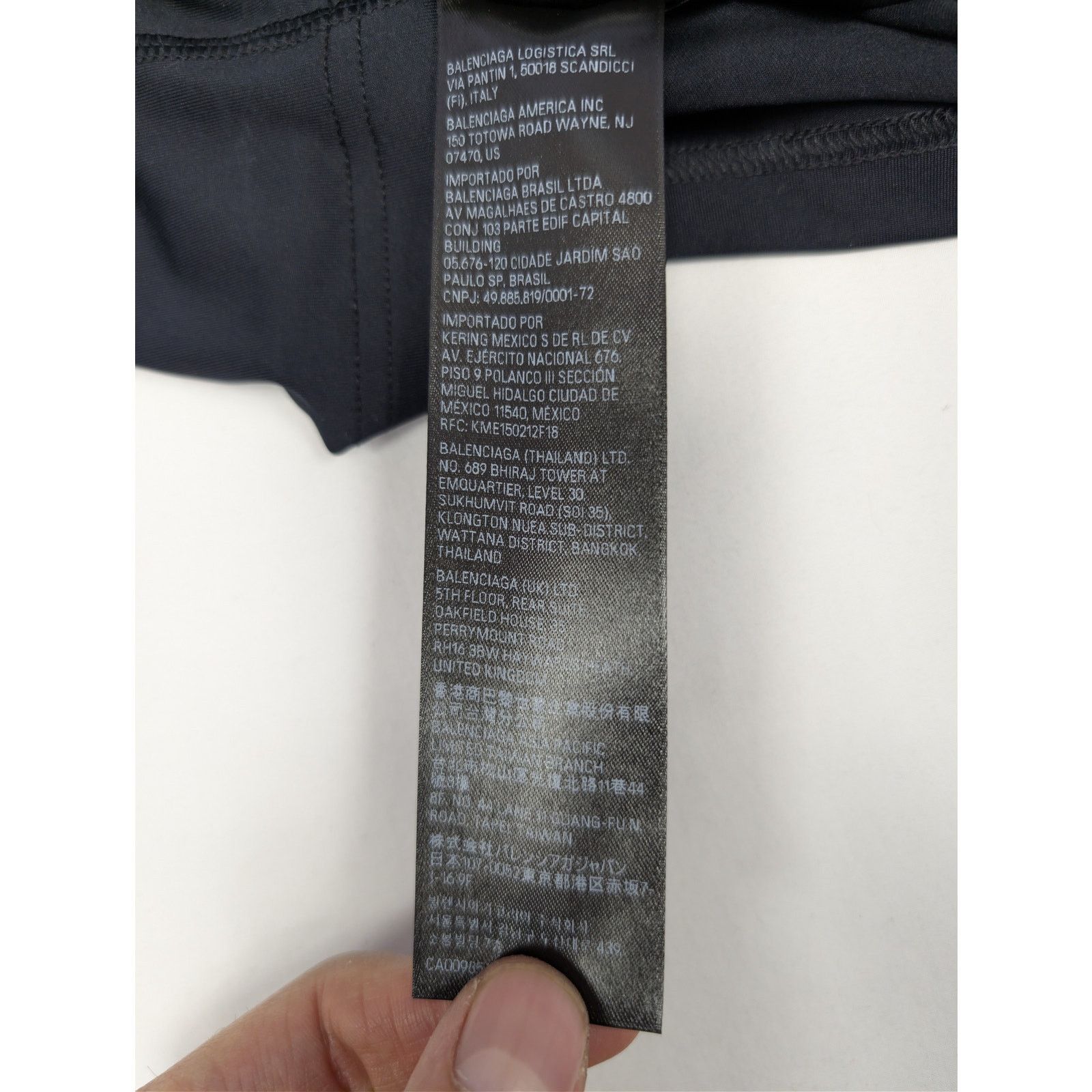 Balenciaga × Under Armour o1rshd1 Light Spandex UA Zip up Jacket in Black/White Size US XL / EU 56 / 4 - 18 Thumbnail