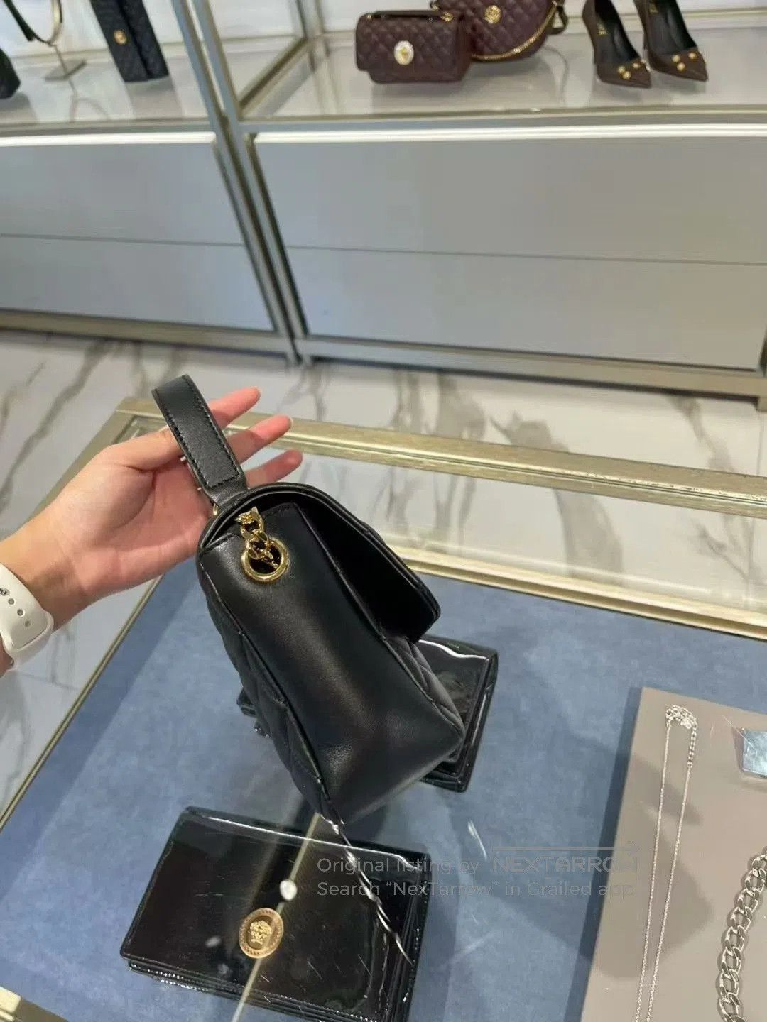 Versace Versace Medusa Black Gold Bag. Size ONE SIZE - 2 Thumbnail