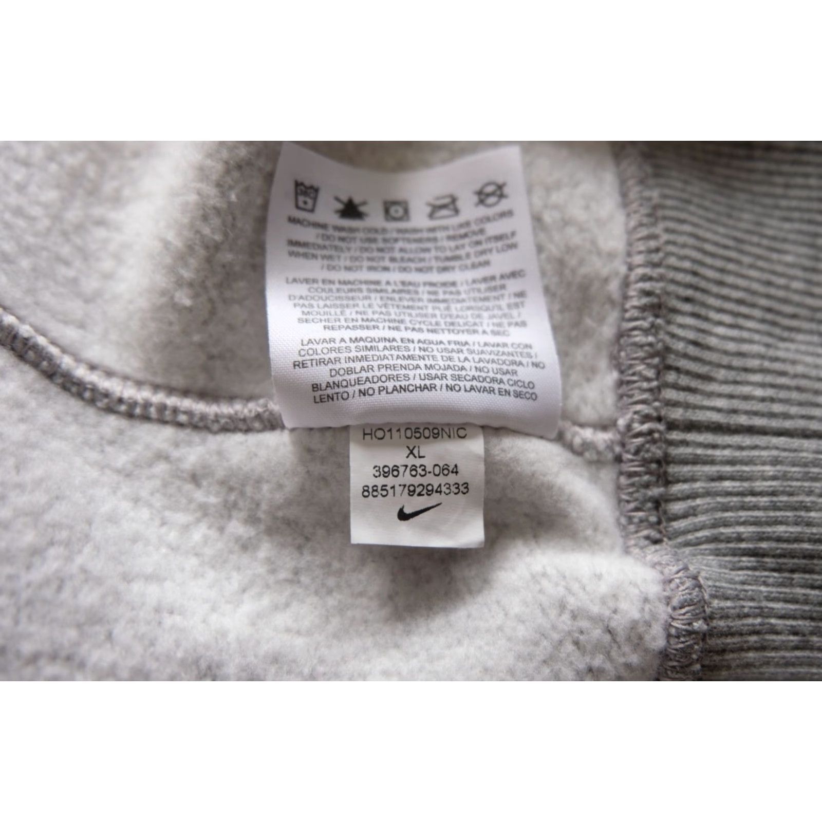 Nike VINTAGE Nike VTG Y2K CORE ESSENTIAL GRAY FULL ZIP SWEATSHIRT HOODIE Women XL Gray Logo Zipper Pockets 2011 Nike Sportswear Shirt Hoodie Size XL / US 12-14 / IT 48-50 - 7 Thumbnail