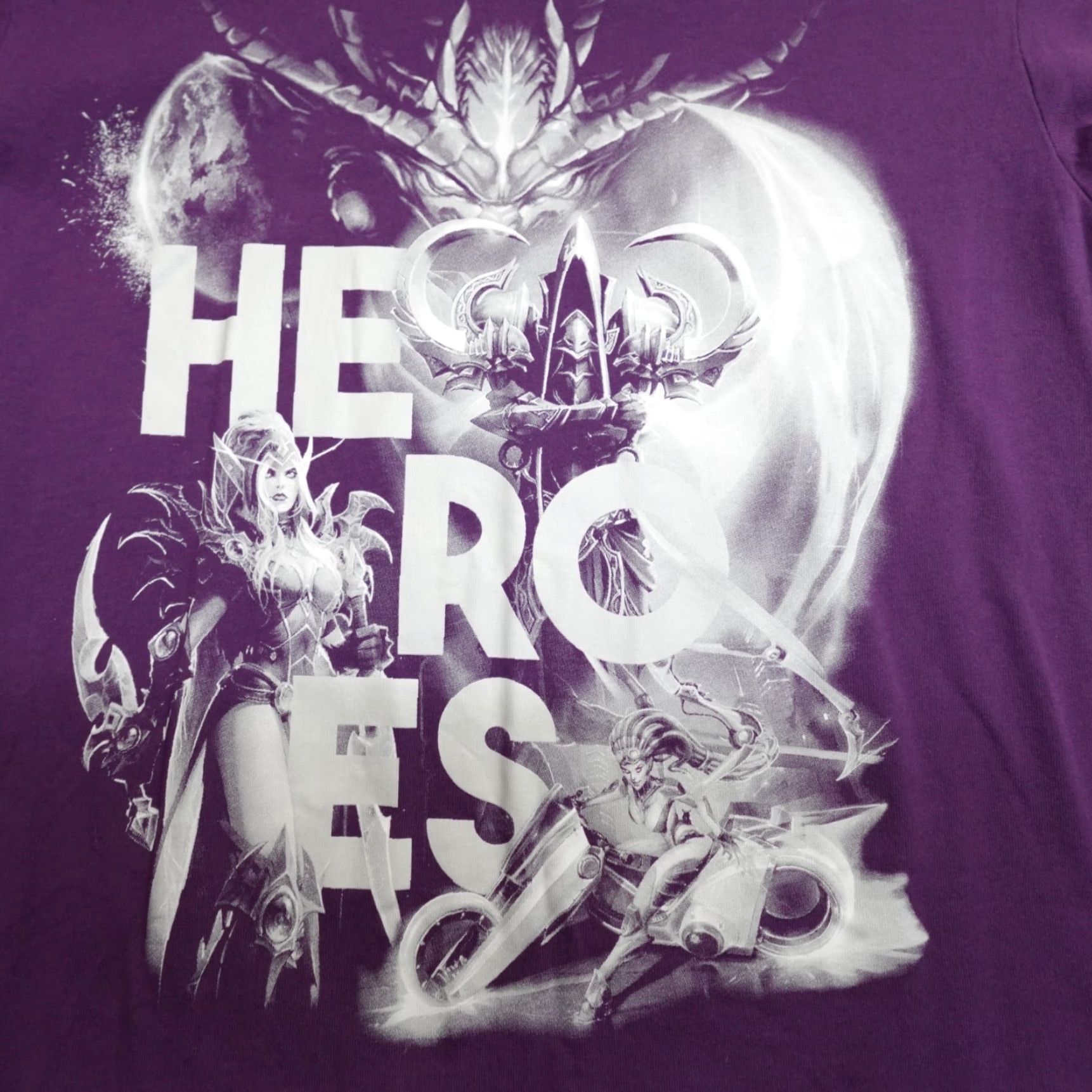 Uniqlo Uniqlo Shirt M Purple Blizzard Heroes NEW Crew Neck Short Sleeve Men's Cotton T-Shirt Size US M / EU 48-50 / 2 - 2 Thumbnail