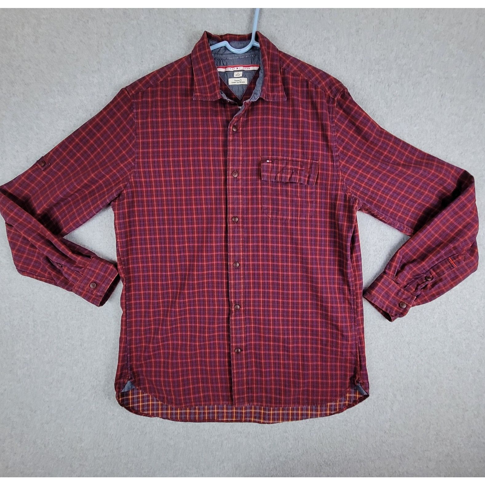 Tommy Hilfiger Tommy Hilfiger Shirt Medium Button Down Roll Tab Sleeves Size US M / EU 48-50 / 2 - 1 Thumbnail