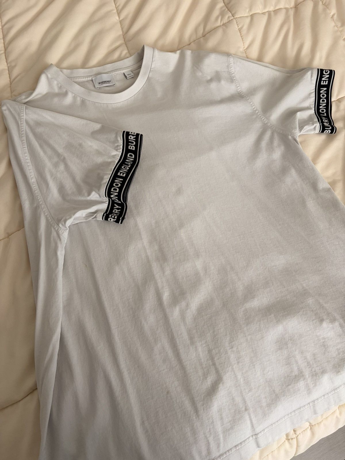 Burberry Burberry Sleeve Logo T-Shirt Size US M / EU 48-50 / 2 - 1 Thumbnail