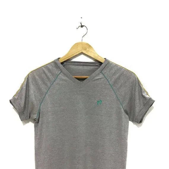 Hang Ten Vintage HANG TEN 80s Surfing V Neck Gray Tee Shirts Hawaii Size US S / EU 44-46 / 1 - 2 Thumbnail