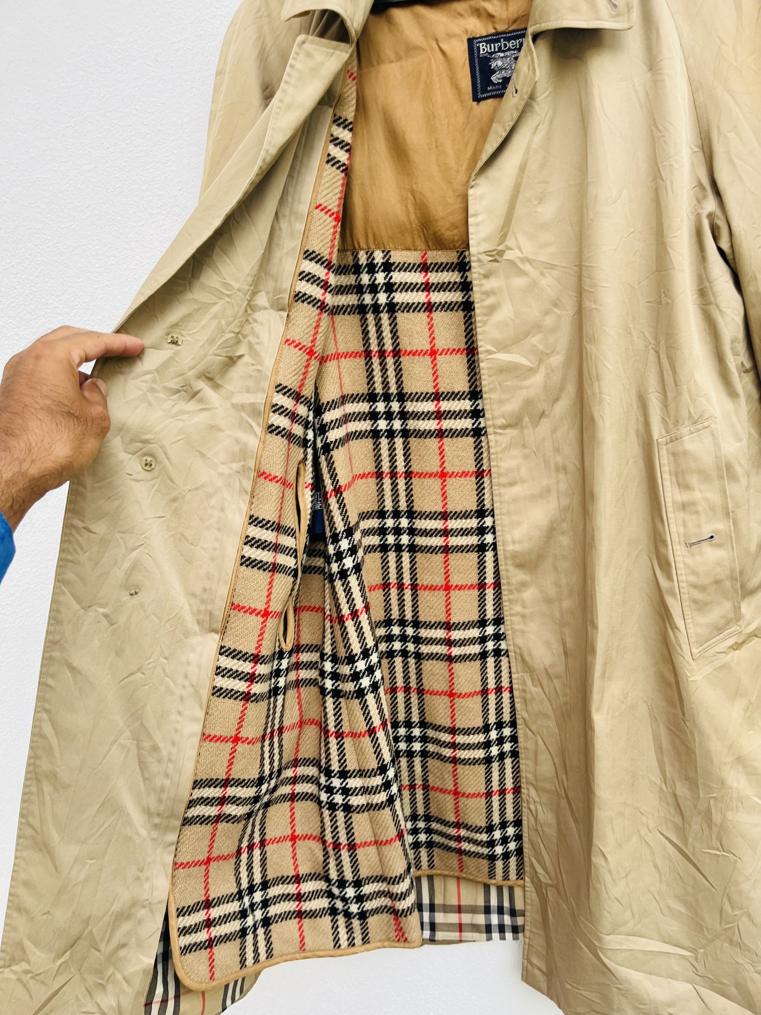 Burberry × Designer × Vintage Vintage Burberry Made In England Designer Style Size US M / EU 48-50 / 2 - 6 Thumbnail